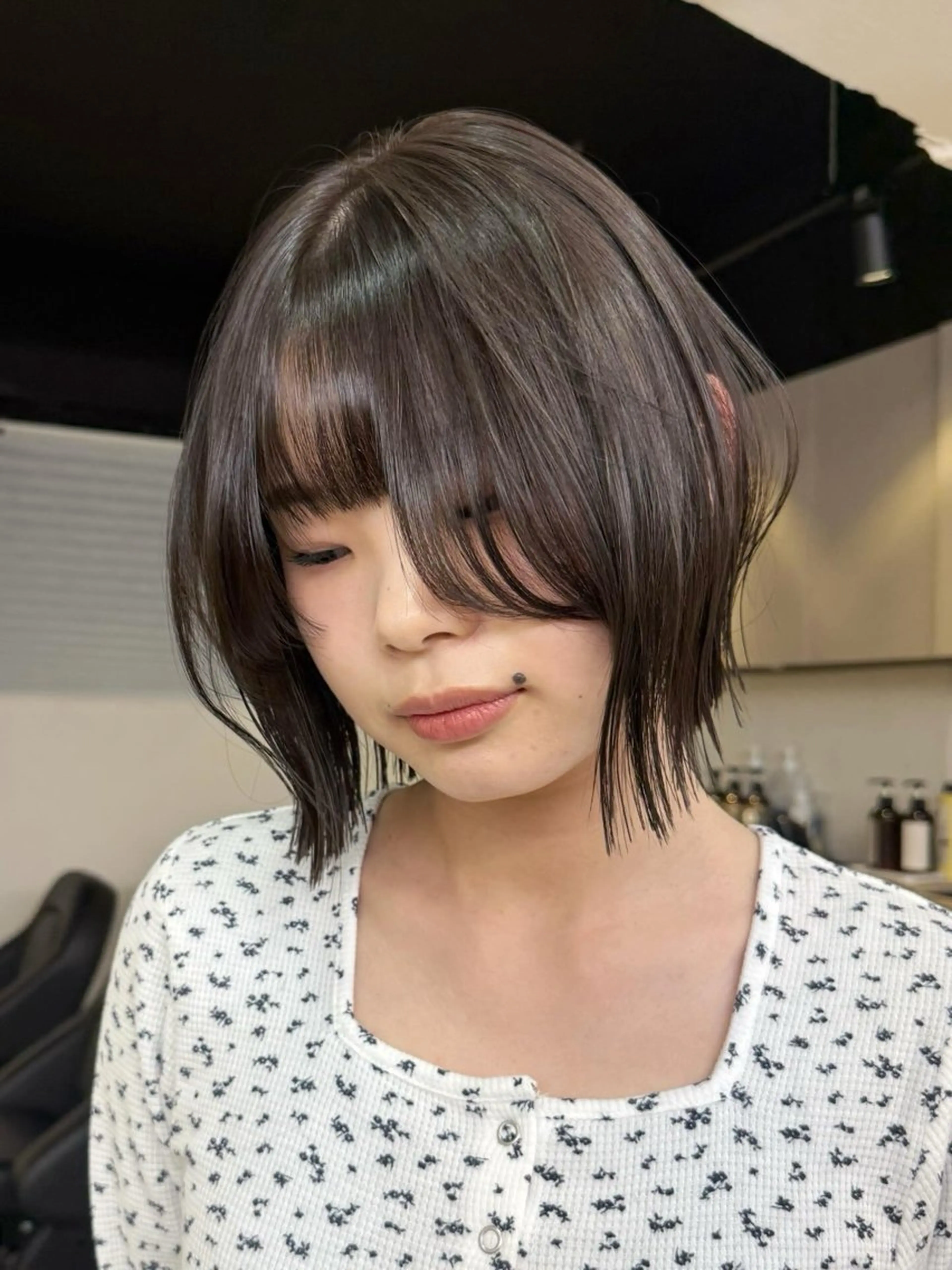 ショート カラー カット ヘアカラー トリートメント ‎♡アヤメ/レイヤー ボブ♡渋谷のヘアスタイル