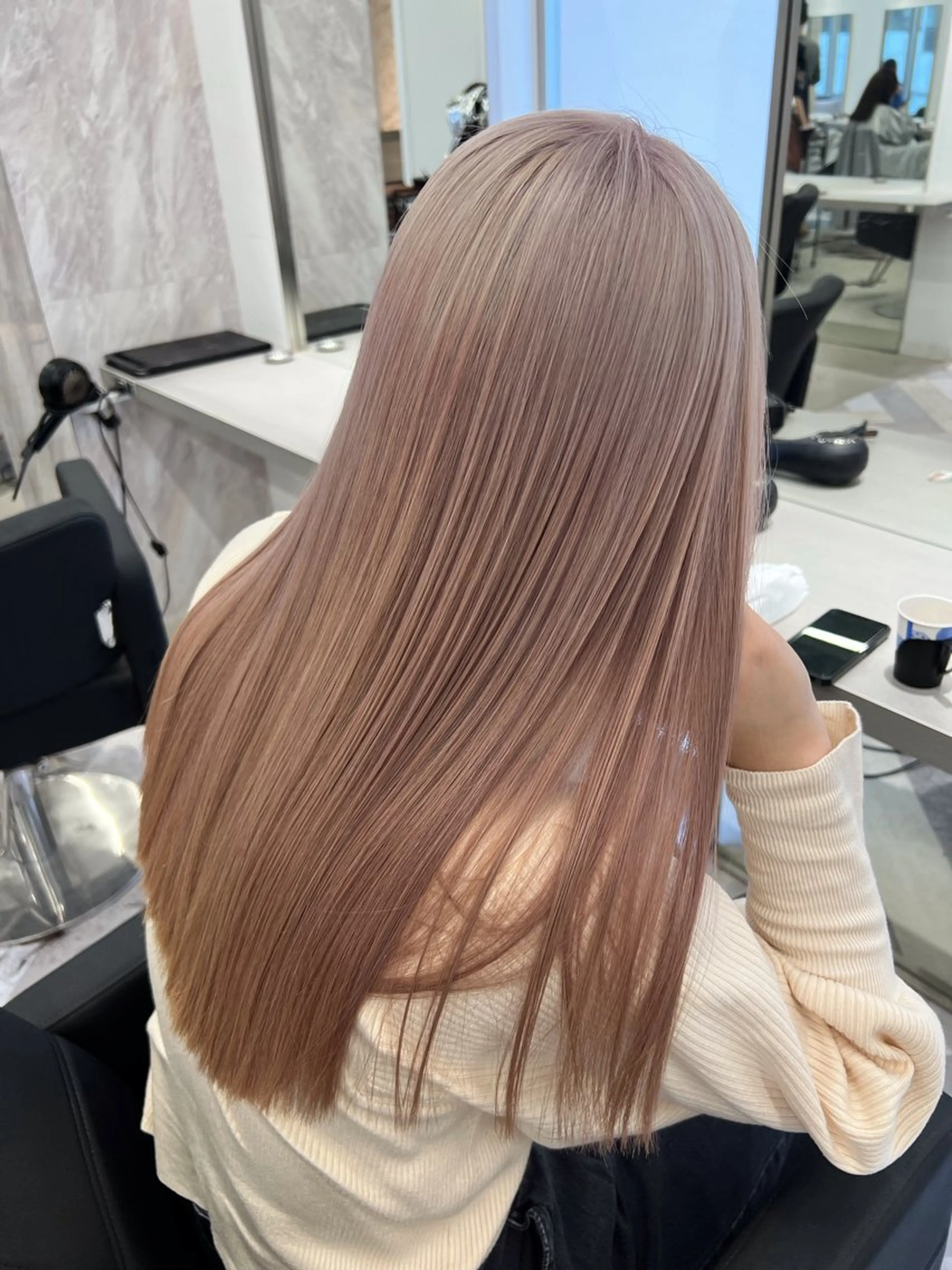 ロング カラー DAYS 2ndのヘアスタイル