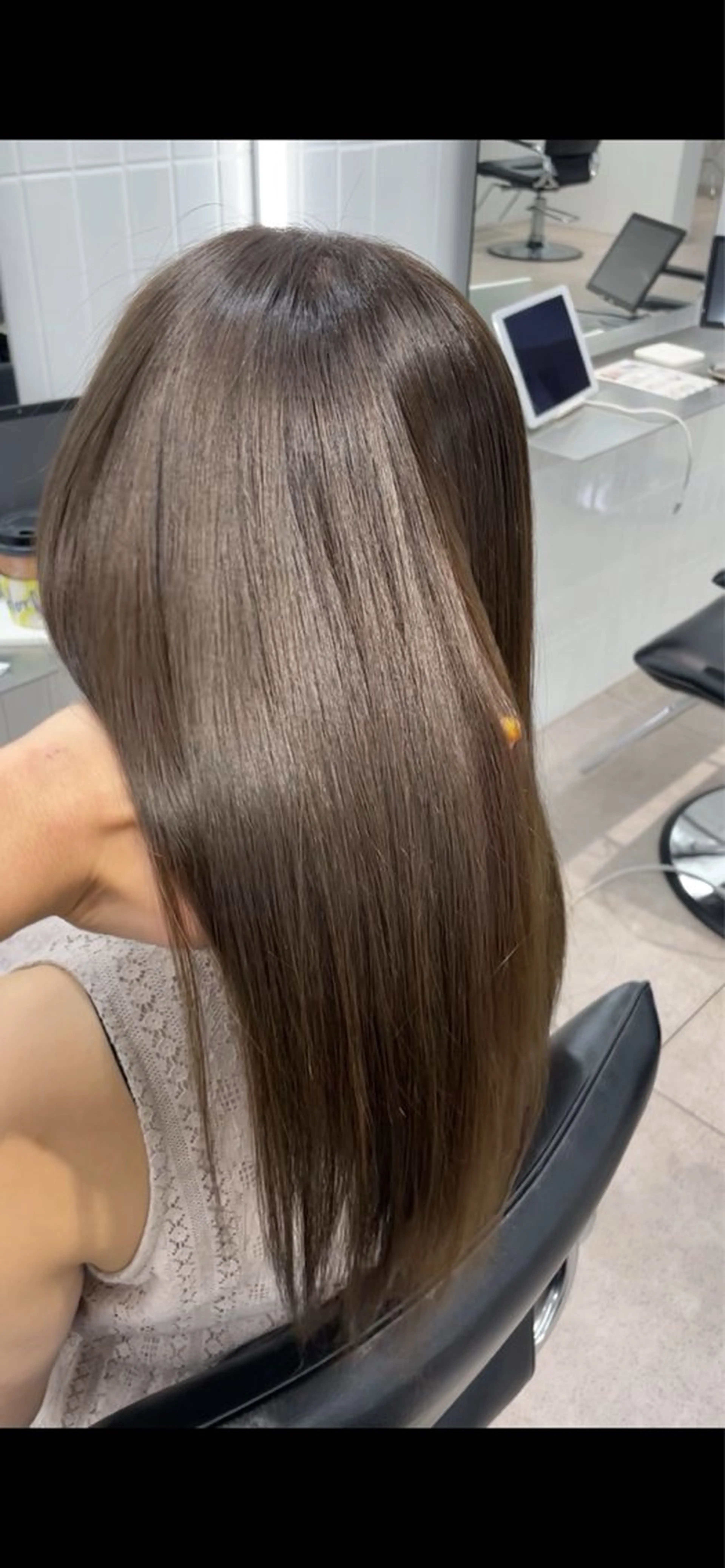 ロング カラー パーマ ベージュカラー ブラウンカラー オリーブベージュ オリーブカラー 髪質改善 ヘアカラー 縮毛矯正 トリートメント 表参道/ハイライト リタッチ/縮毛矯正のヘアスタイル