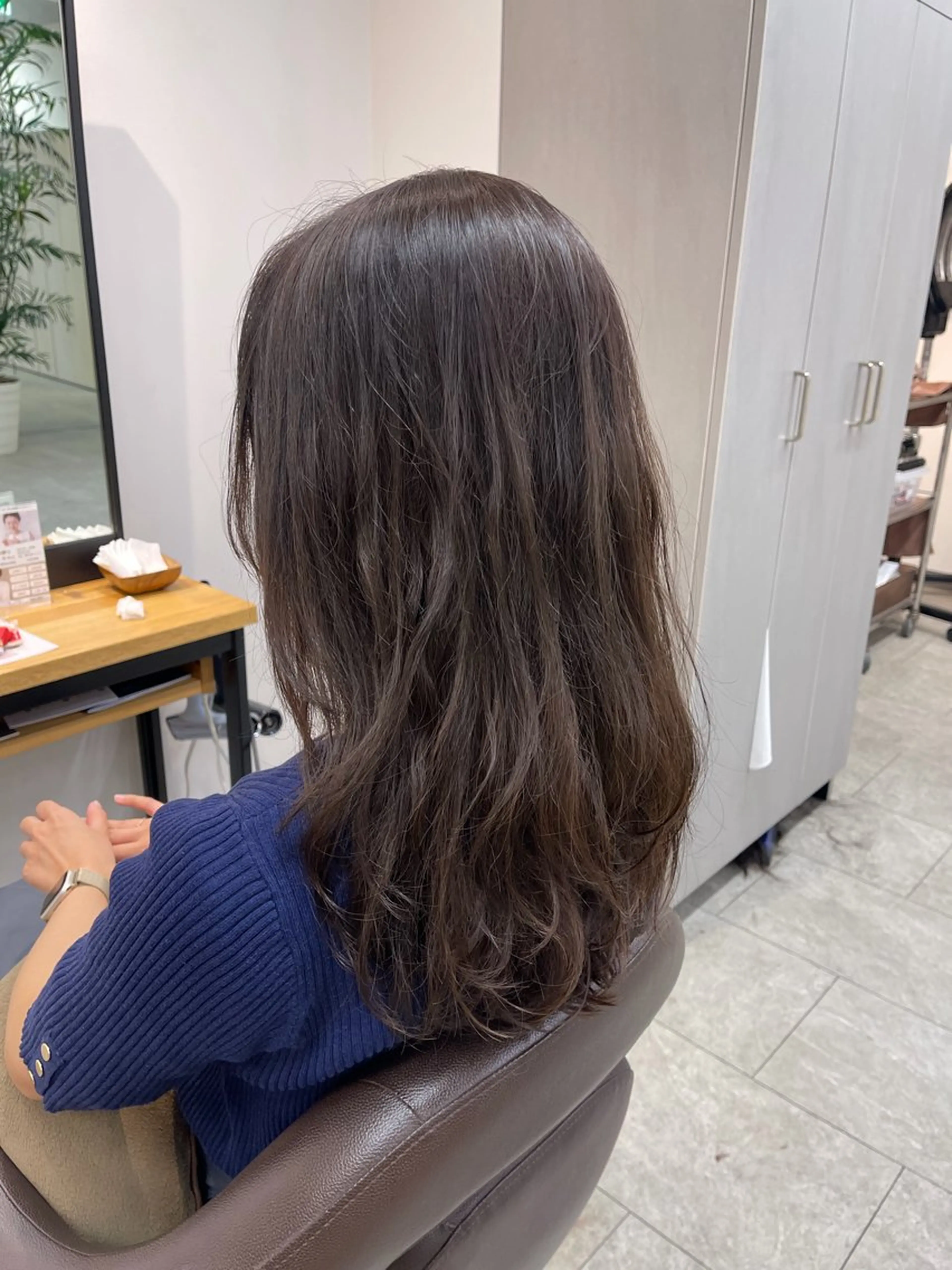 セミロング セミロングパーマ パーマ neaf 六本木店所属・六本木🫧ハイライト 望月彩音のヘアスタイル