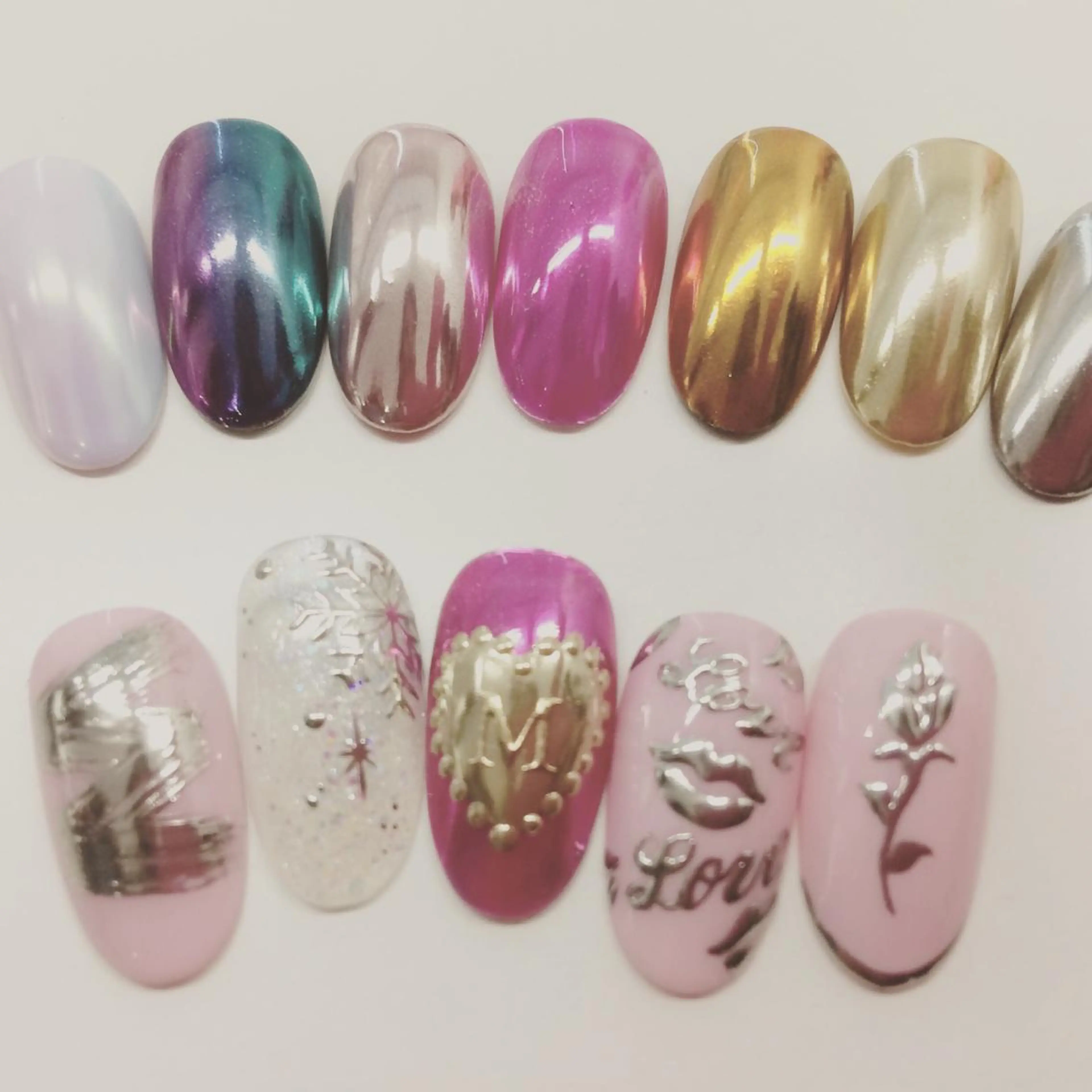 ネイル アートネイル ミラーネイル preciosa.nail所属・久場 晴美のネイルデザイン
