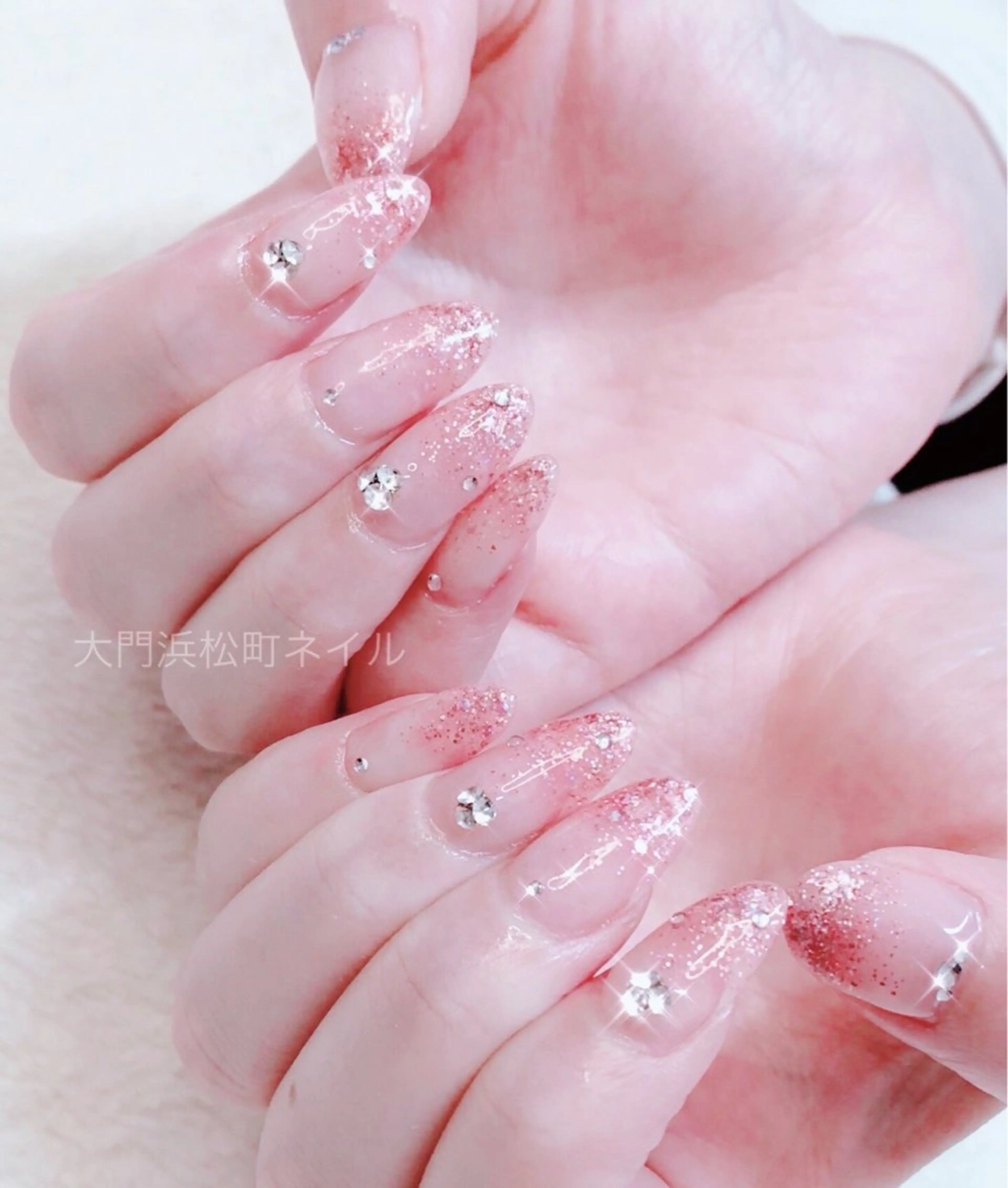 ネイル フットネイル フレンチネイル ゴールド マグネットネイル マグネットフレンチ ハンドネイル ハンドケア 大門浜松町 ネイルのネイルデザイン