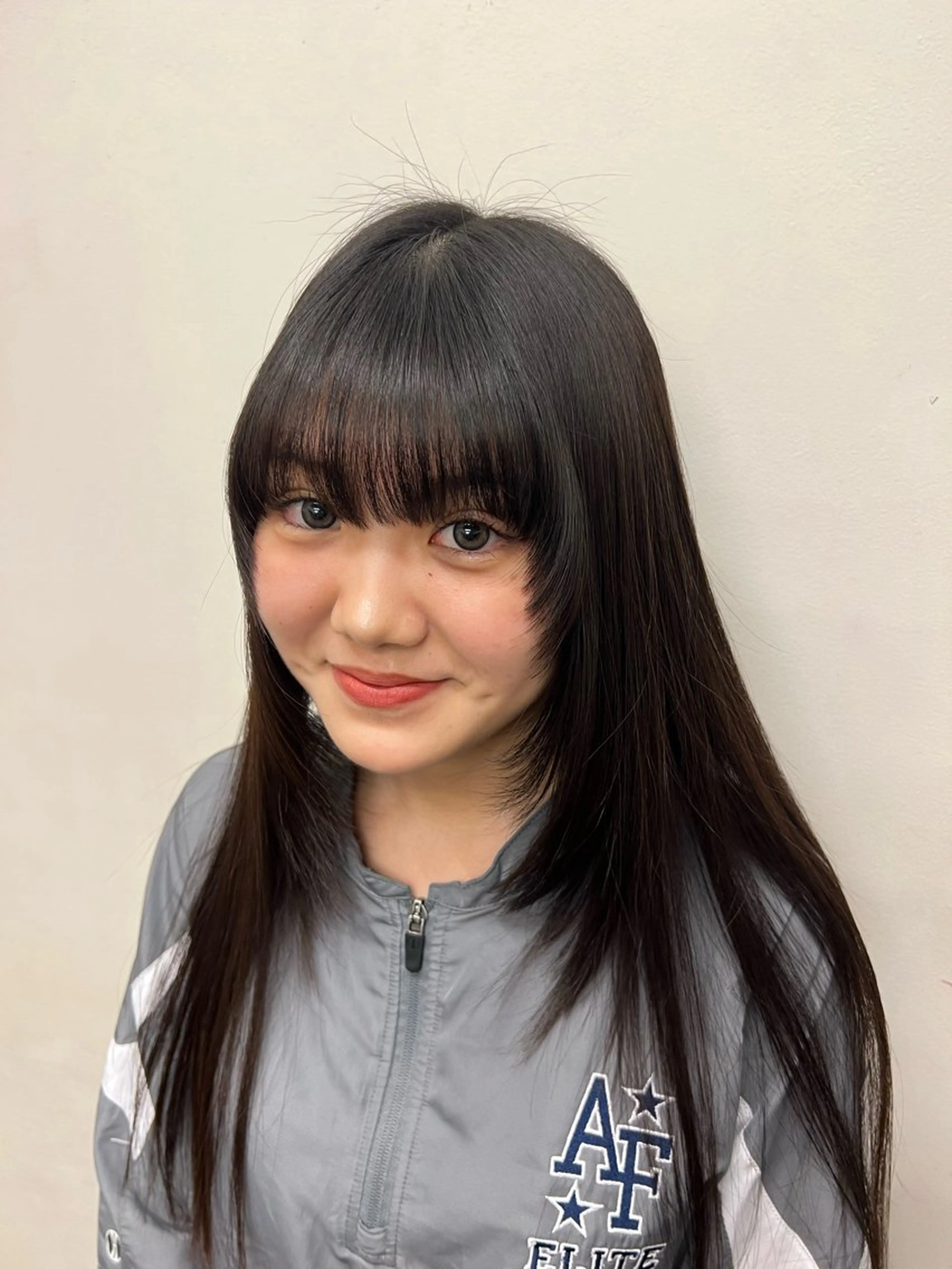 ロング カット レイヤーカット/ パーマ/表参道のヘアスタイル