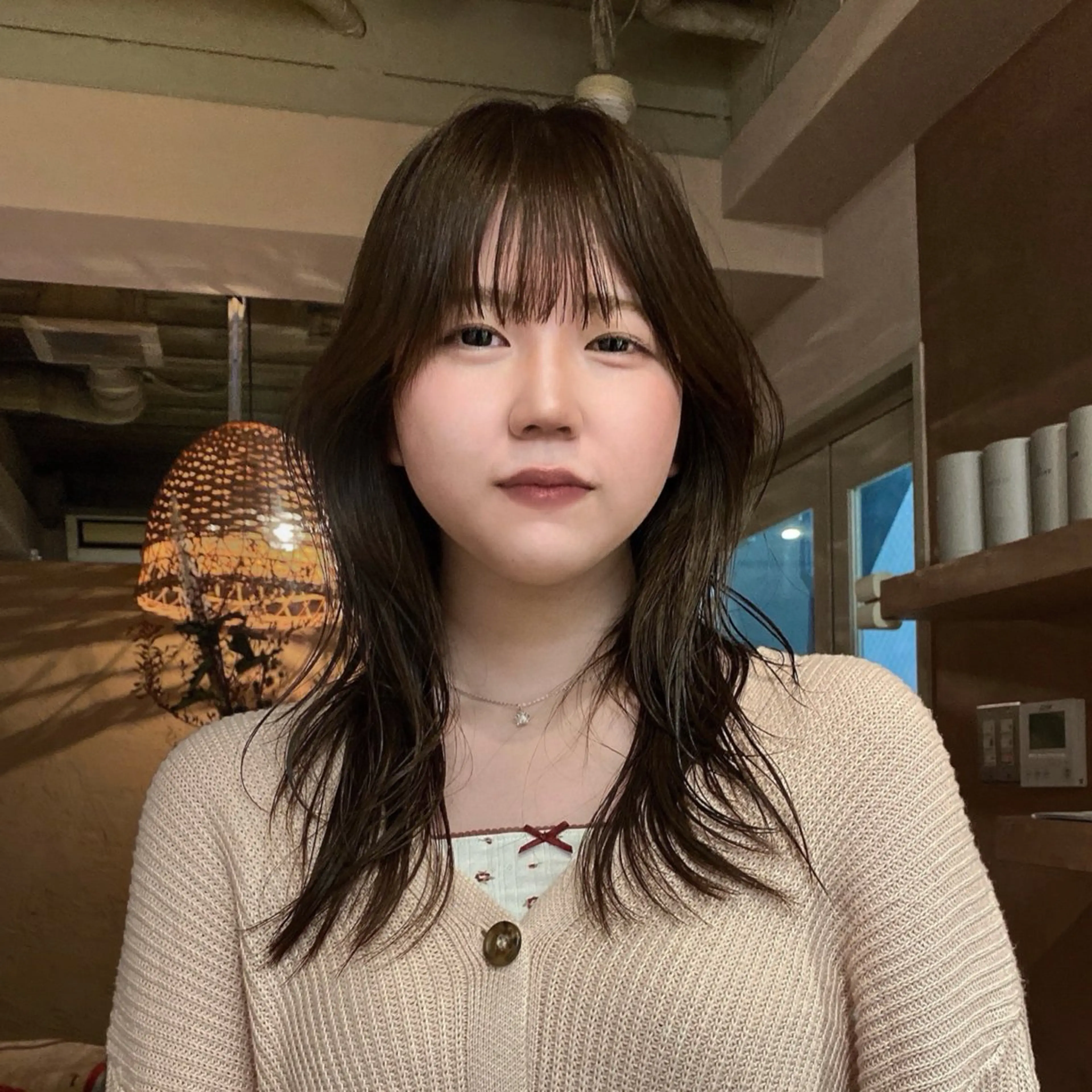 セミロング カラー ヘアカラー トリートメント hair salon 束sok所属・ナホ/ハイトーン/ レイヤーカットモデルのヘアスタイル