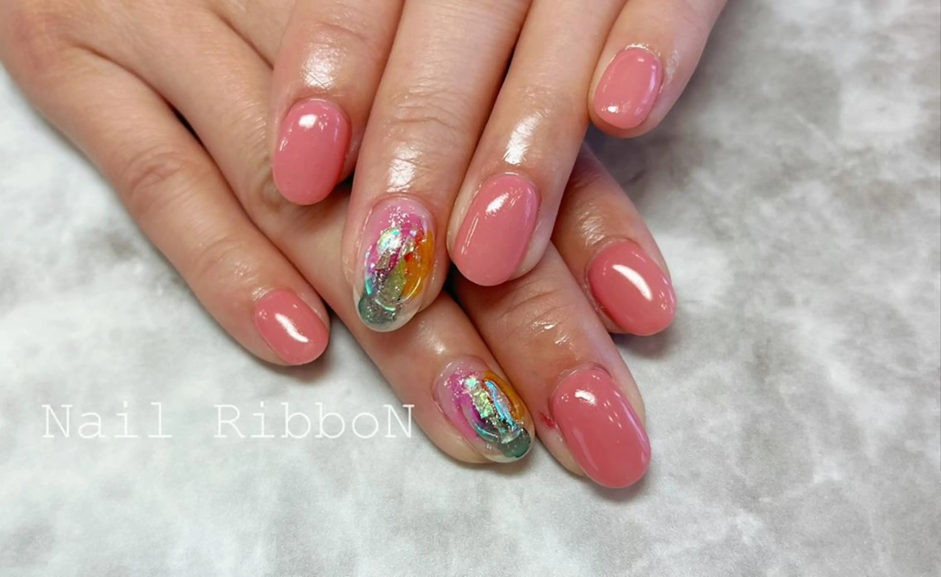 ネイル ネイルリボン 伊藤のネイルデザイン