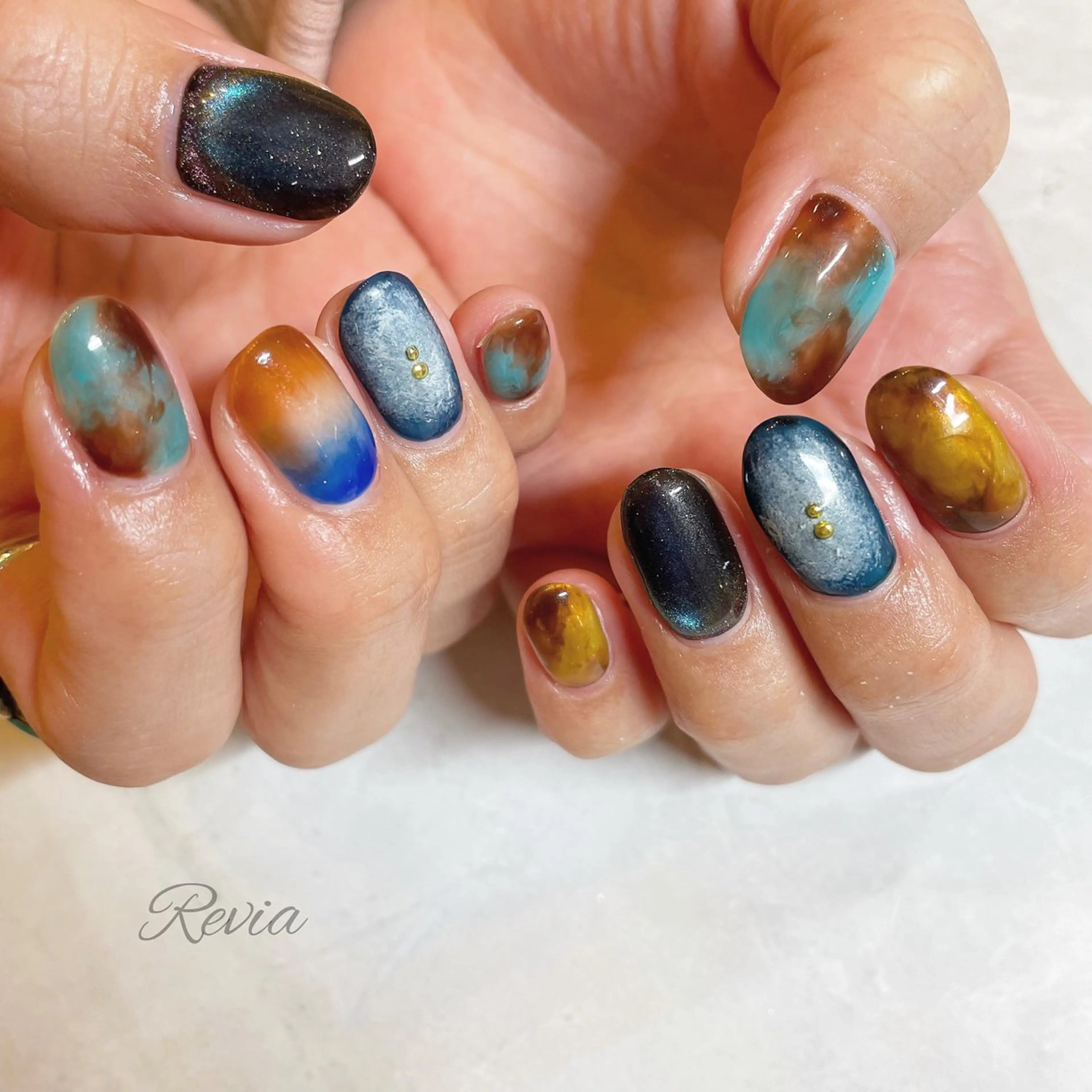 ネイル ハンドネイル revia所属・ERI Nailistのネイルデザイン