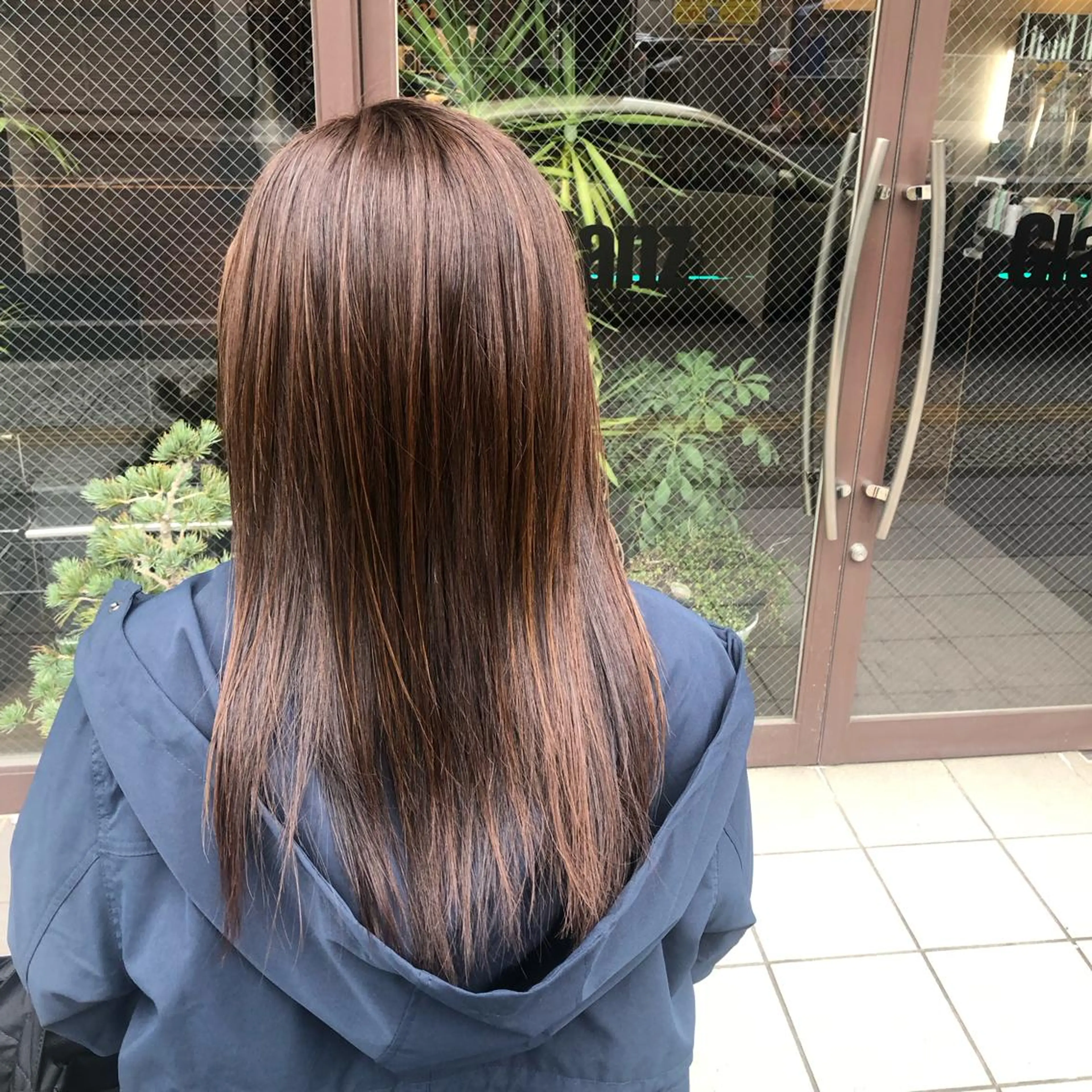 ロング 顔周りカット ハイライト トリートメント カット ヘアカラー トリートメント Glanz hair所属・Glanz hair 坂牛匠のヘアスタイル