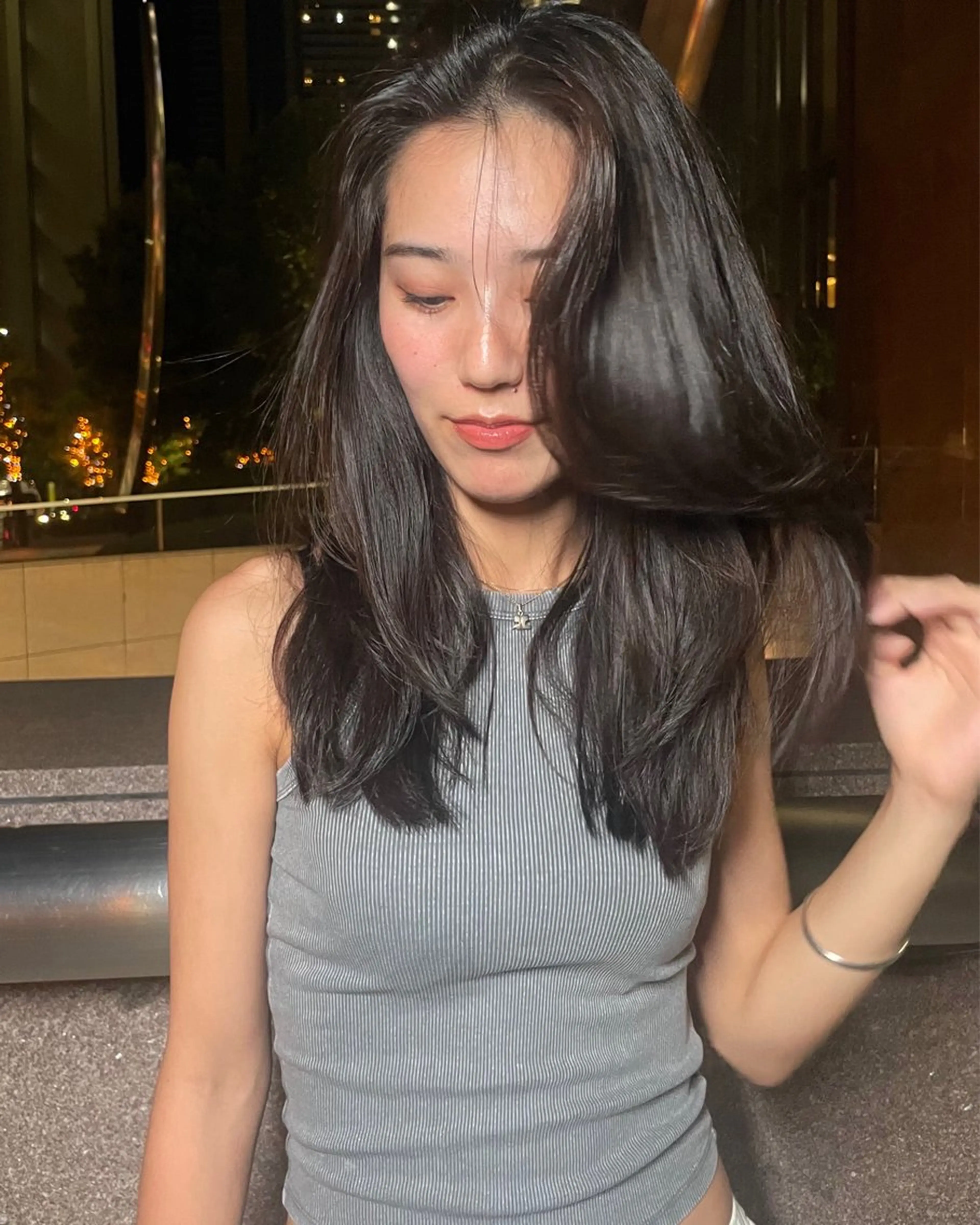 ロング カラー アッシュ ベージュカラー ブリーチ 透明感カラー ダブルカラー カット レイヤー /髪質改善/ariのヘアスタイル