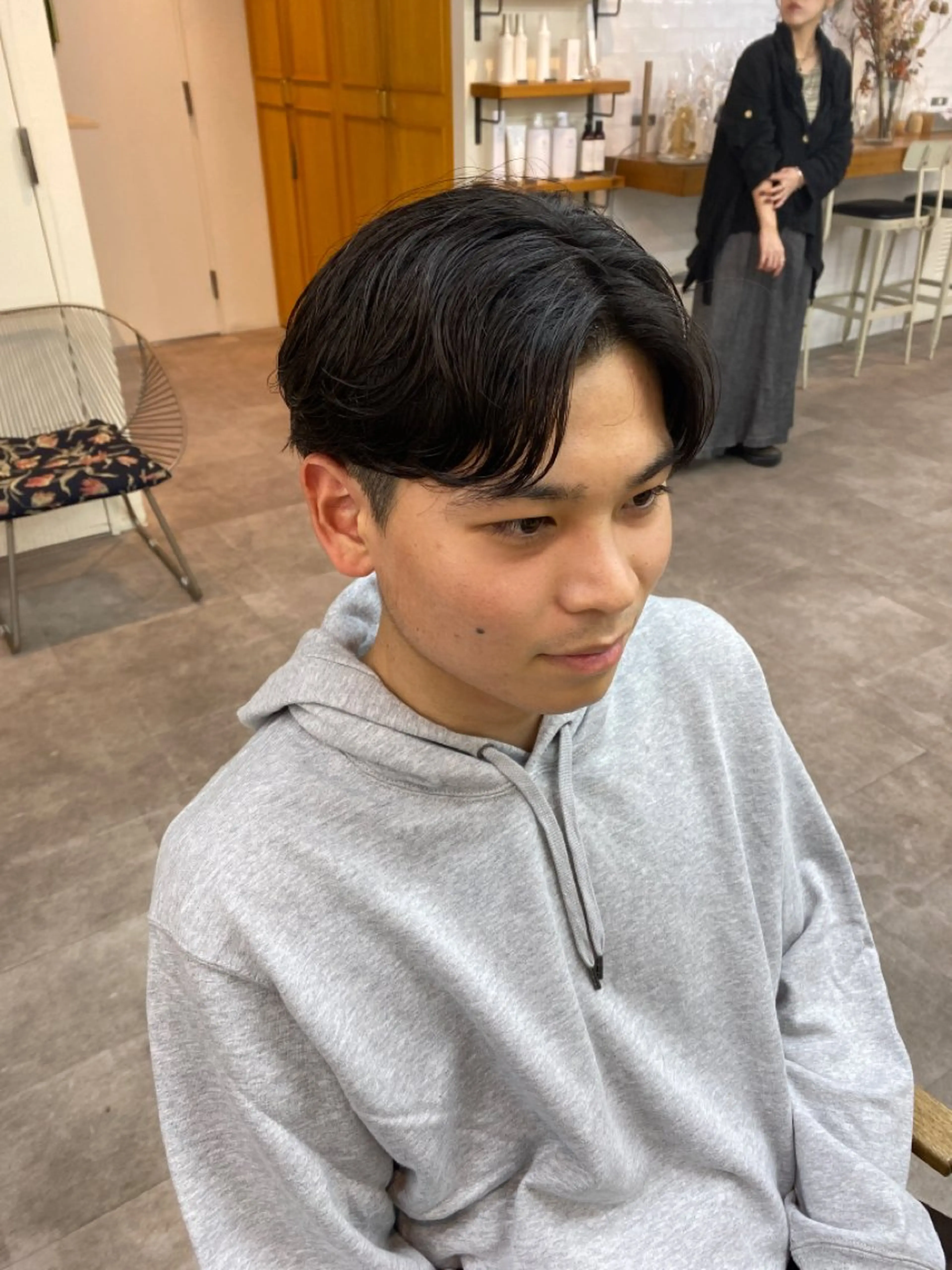 パーマ メンズ メンズパーマ オリーブカラー🫒 透明感カラーMAOのヘアスタイル