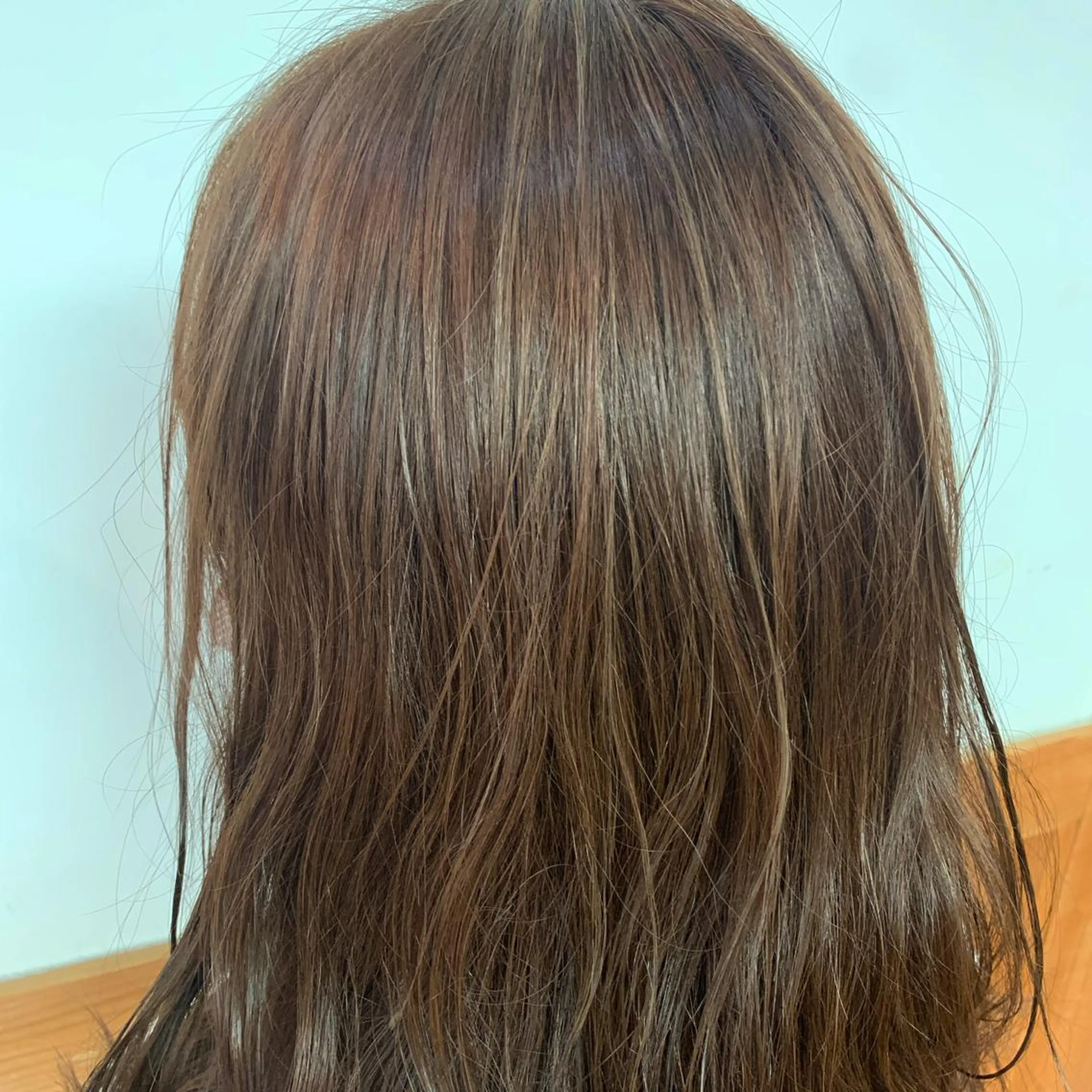 カラー ハイライトカラー 狩野 くるみのヘアスタイル