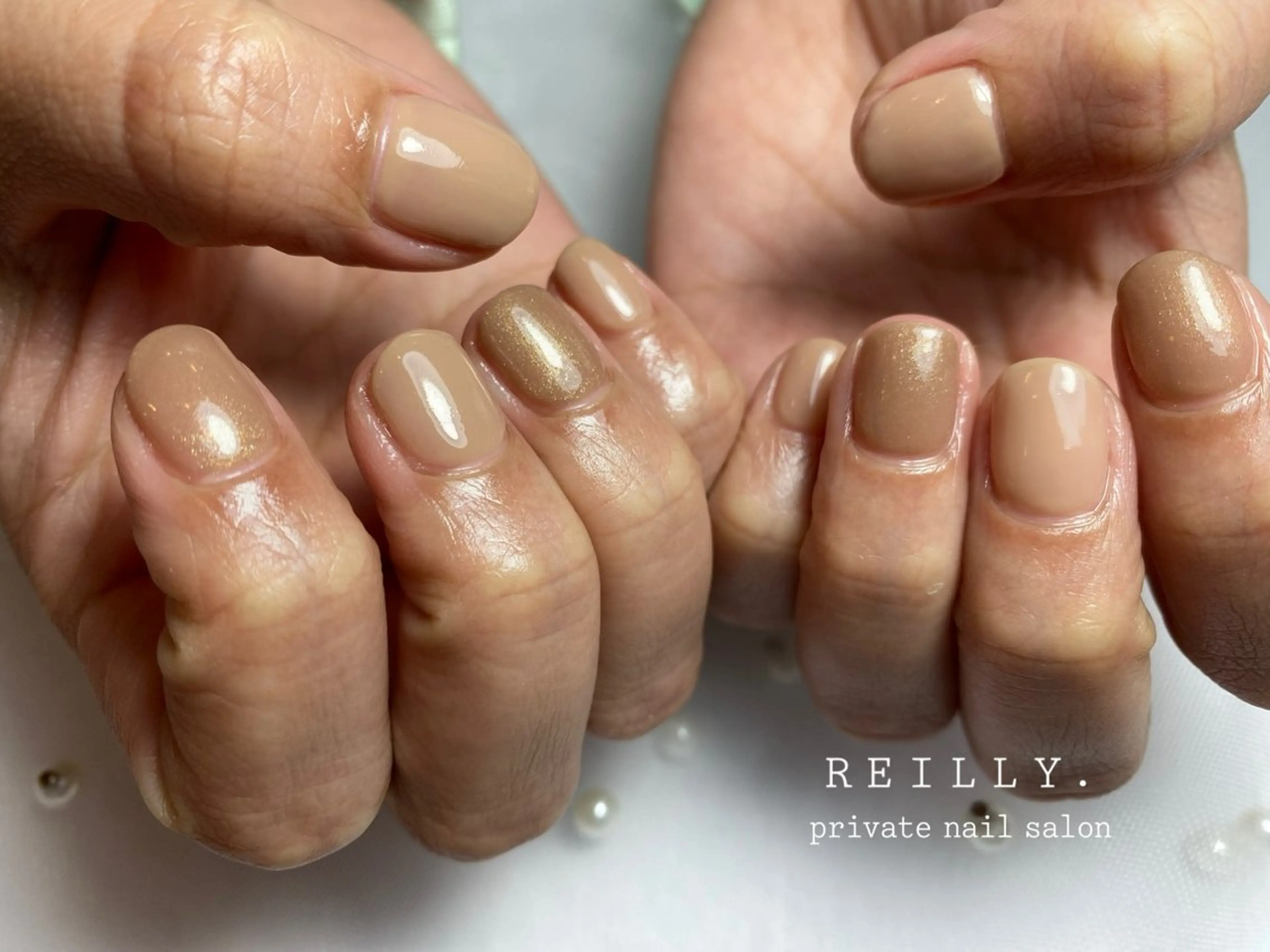 ネイル フラッシュネイル ジェルネイル グラデーション ラメ(グリッター) ラメグラデーション REILLY.　private nail salon所属・Marina 《REILLY.》のネイルデザイン