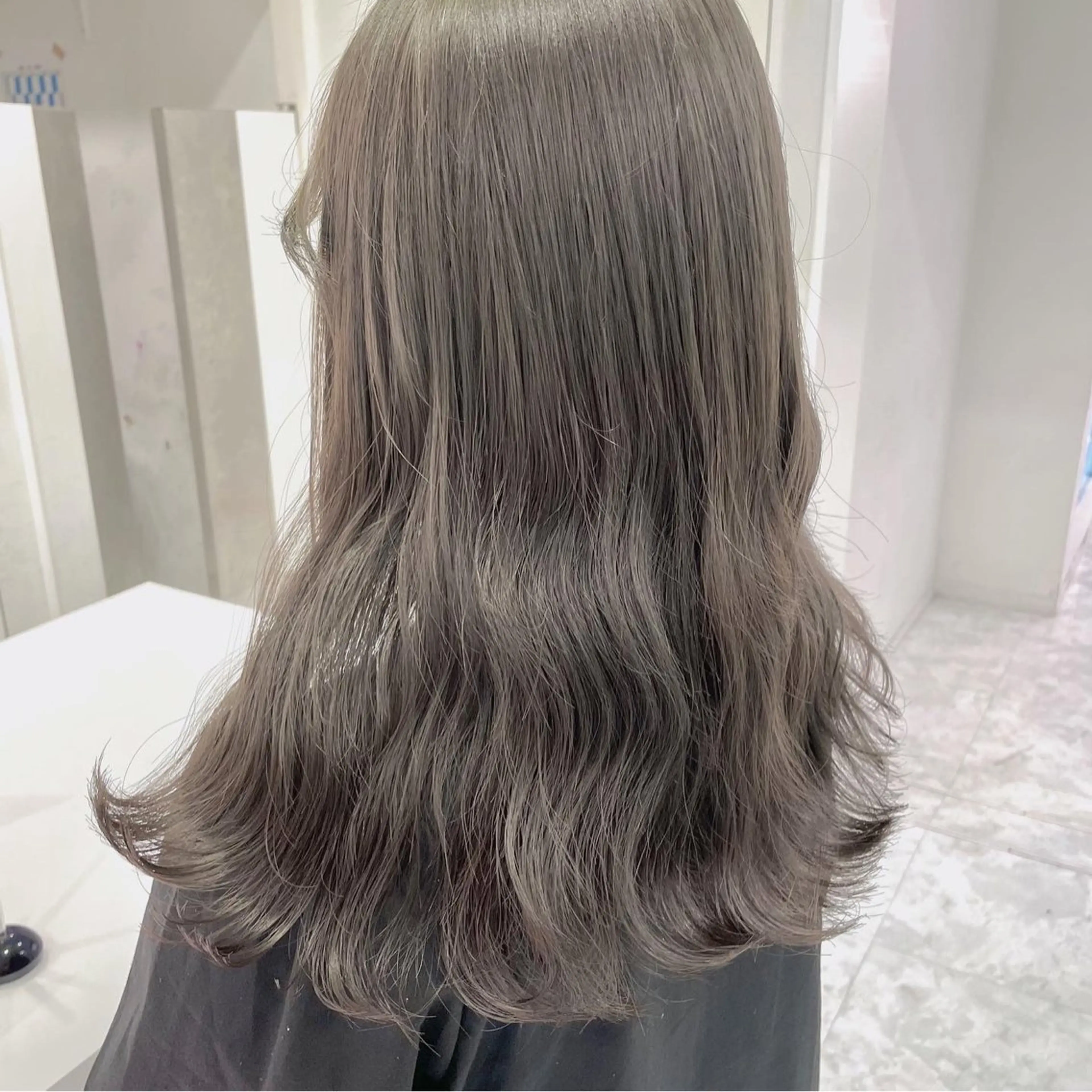 ロング 💍大人デザイン /ハイトーン♡リクトのヘアスタイル