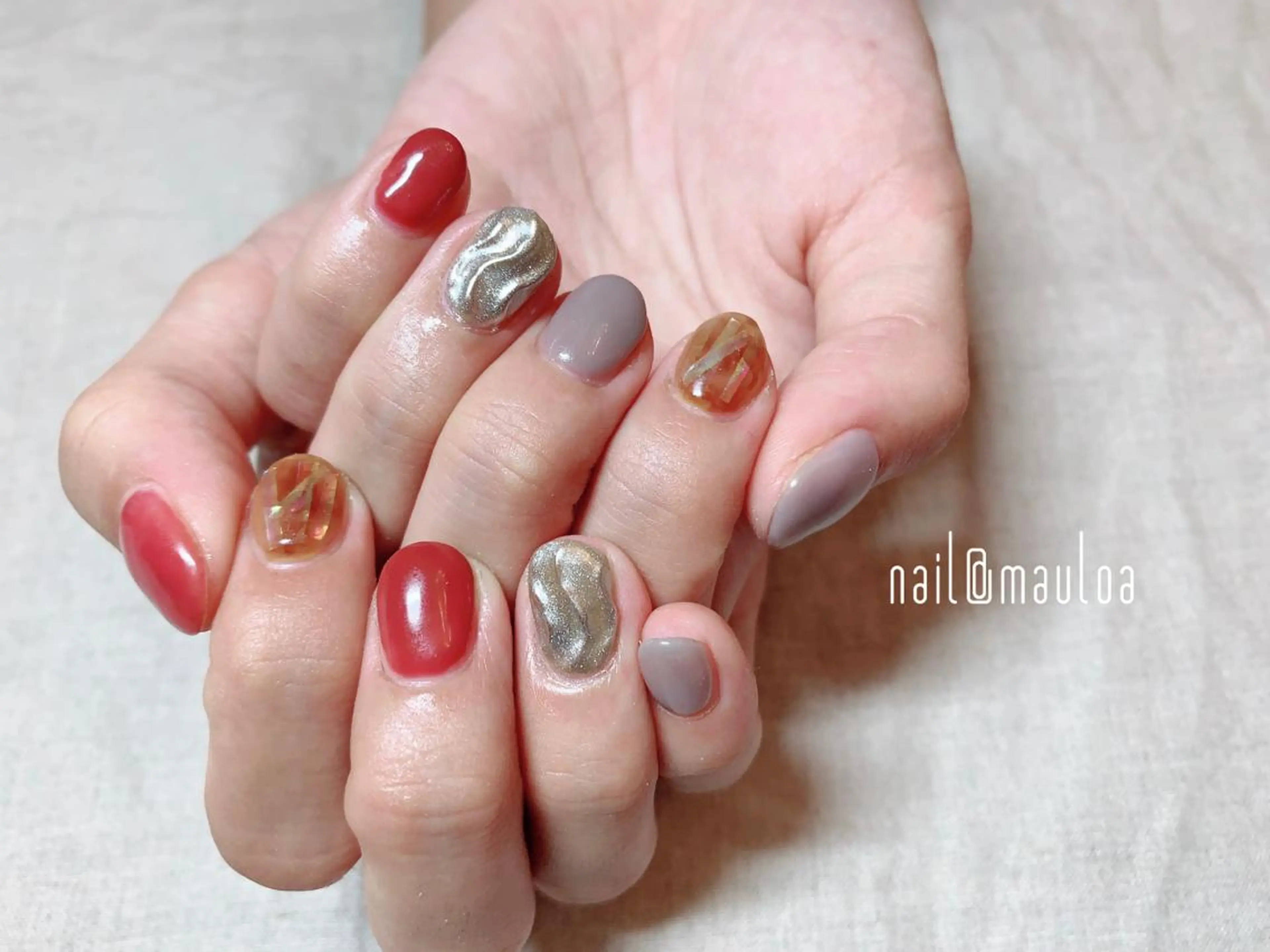 ネイル べっ甲ネイル ブラウン ミラーネイル ニュアンスネイル ワンカラーネイル pipi..所属・pipi ..のネイルデザイン