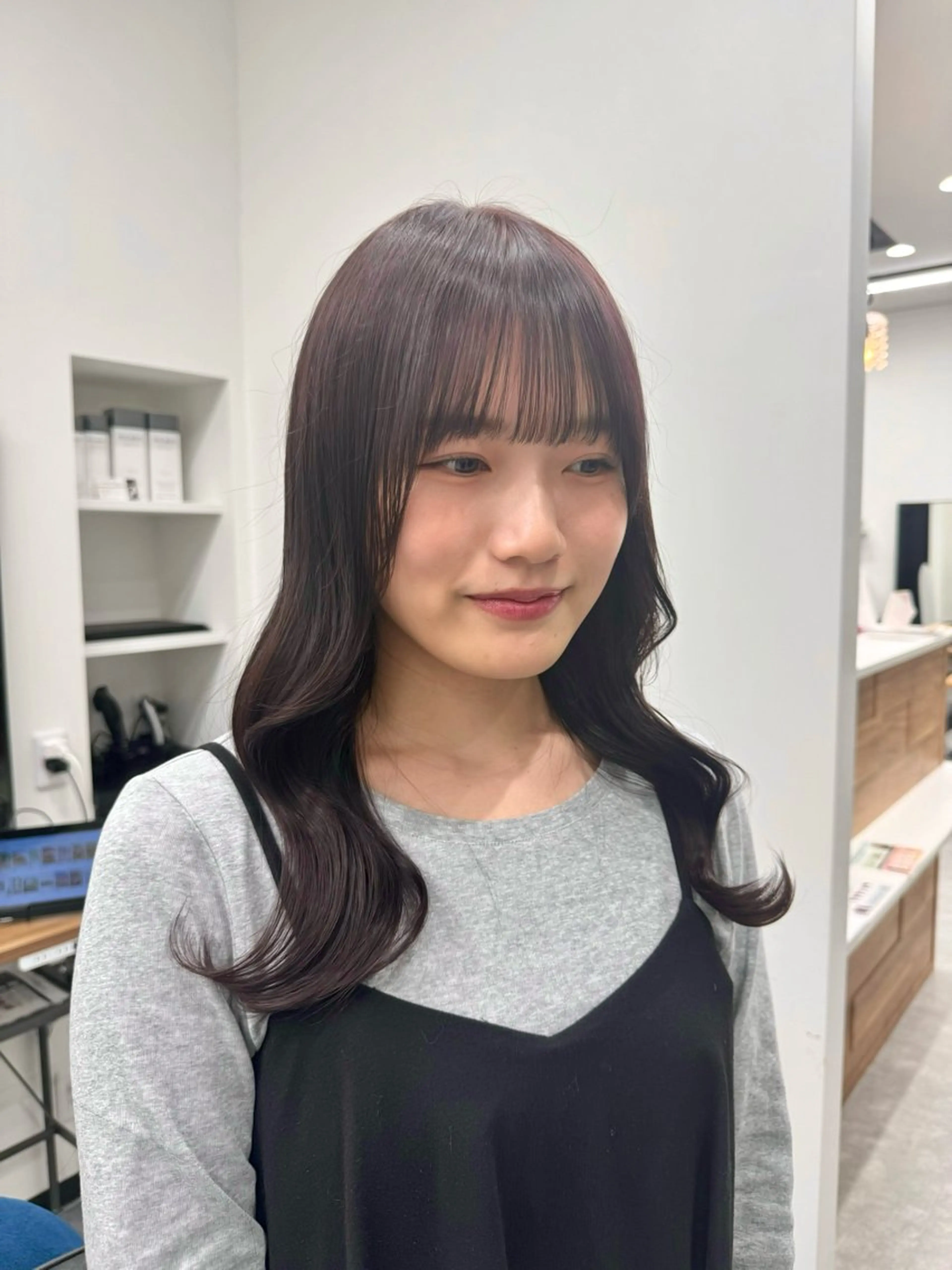 ロング カラー ヘアカラー トリートメント 𝘀𝗮𝗲/柏の葉 / パーマモデルのヘアスタイル