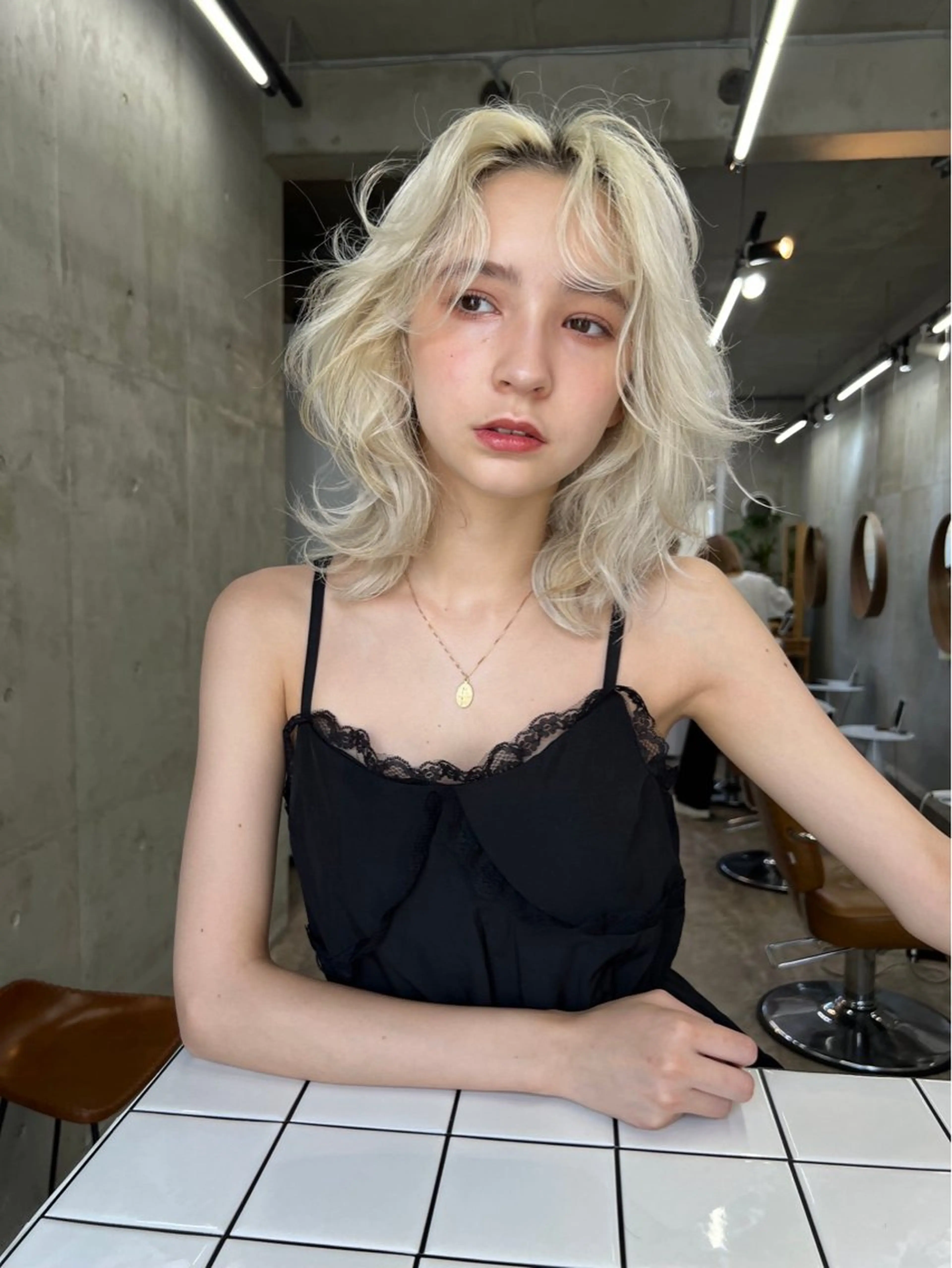 ミディアム カラー ベージュカラー ホワイトベージュ ハイレイヤー レイヤーカット ヘアカラー トリートメント SALT WATER　恵比寿所属・レイヤーカット💫 ／HARUKA🎀のヘアスタイル