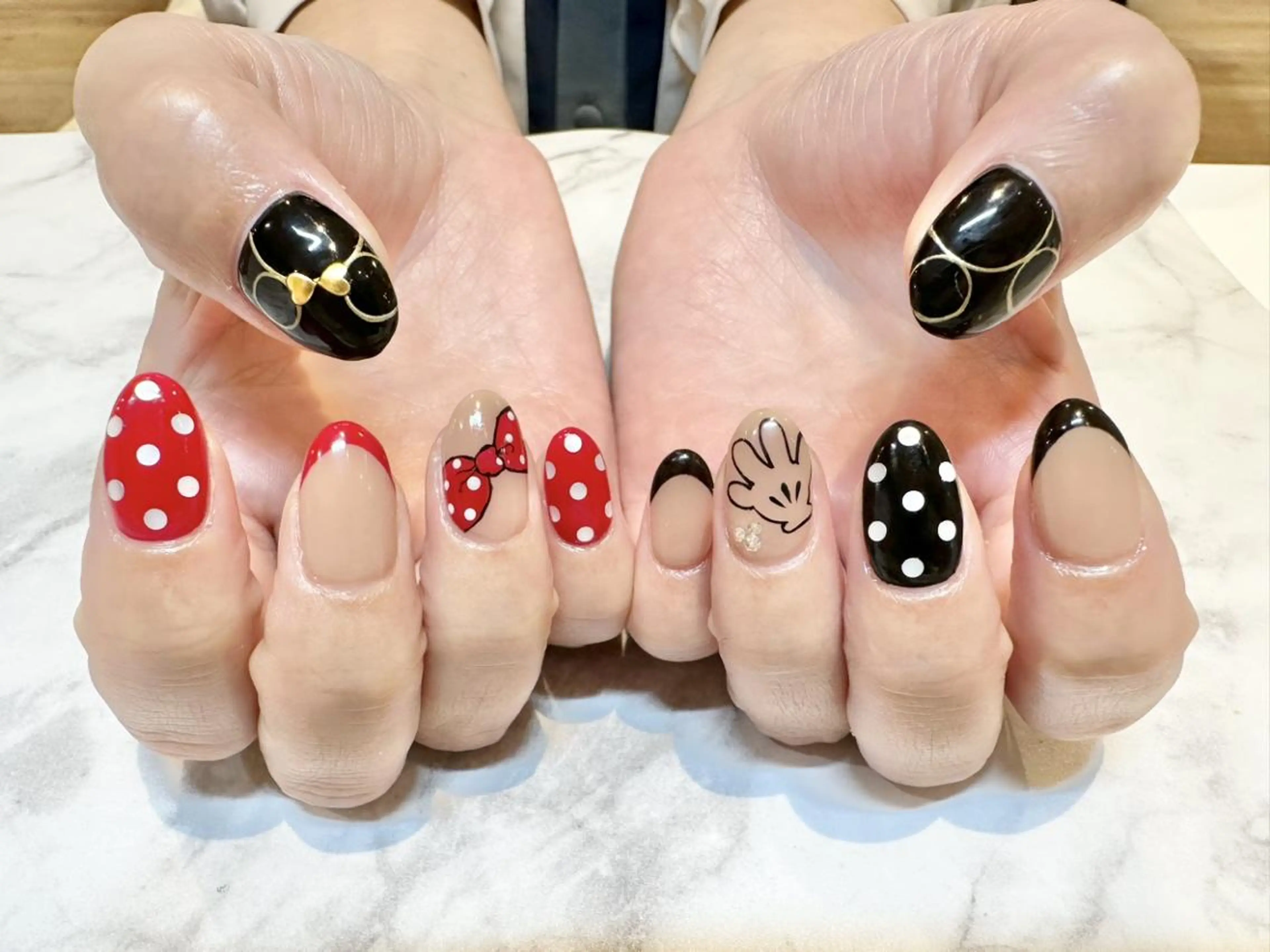 ネイル ハンドネイル Bianca名駅 🪼店長sagawaのネイルデザイン