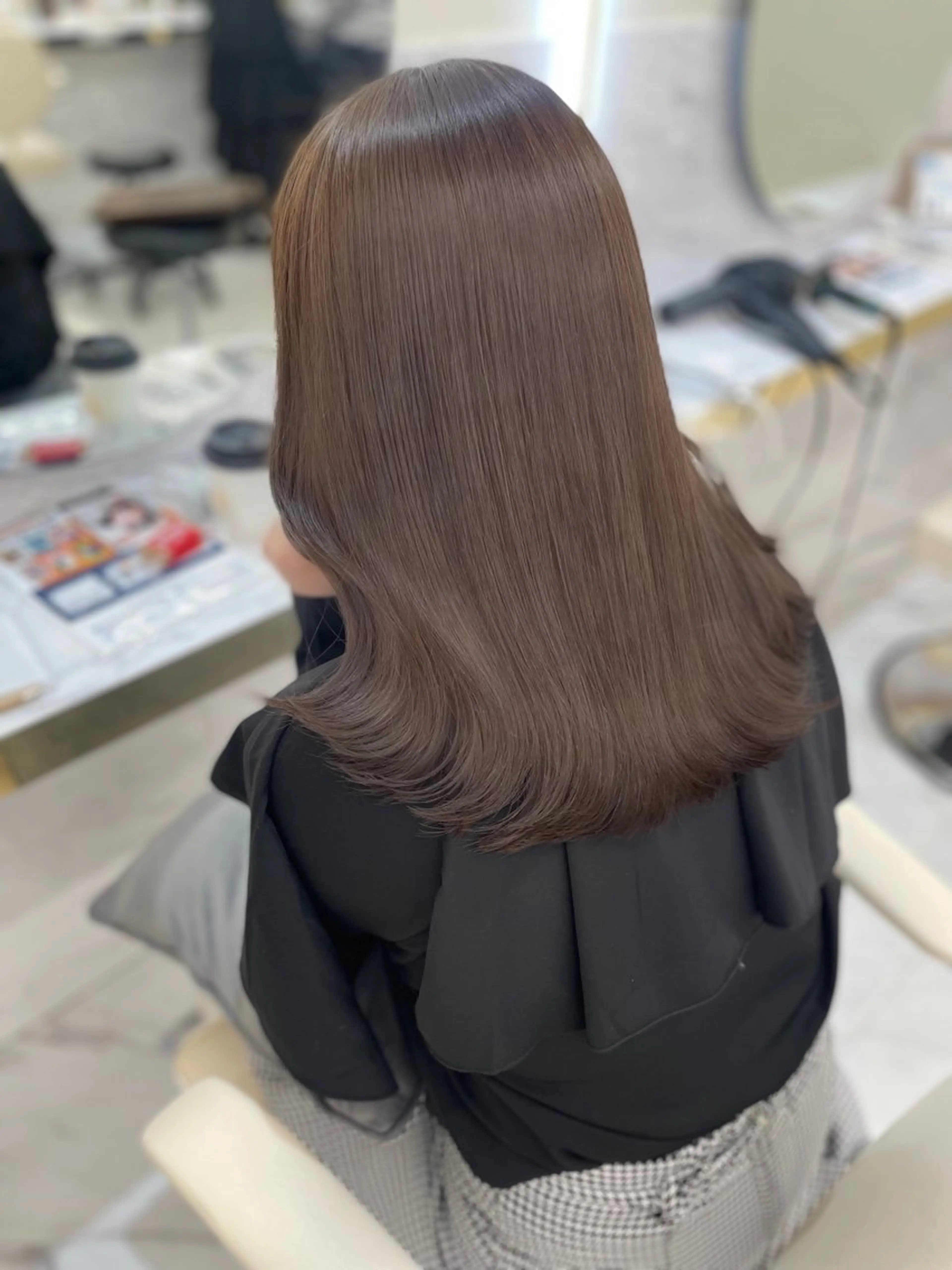 セミロング カット ヘアカラー トリートメント 似合わせのプロ🕊 美髪矯正/ioriのヘアスタイル