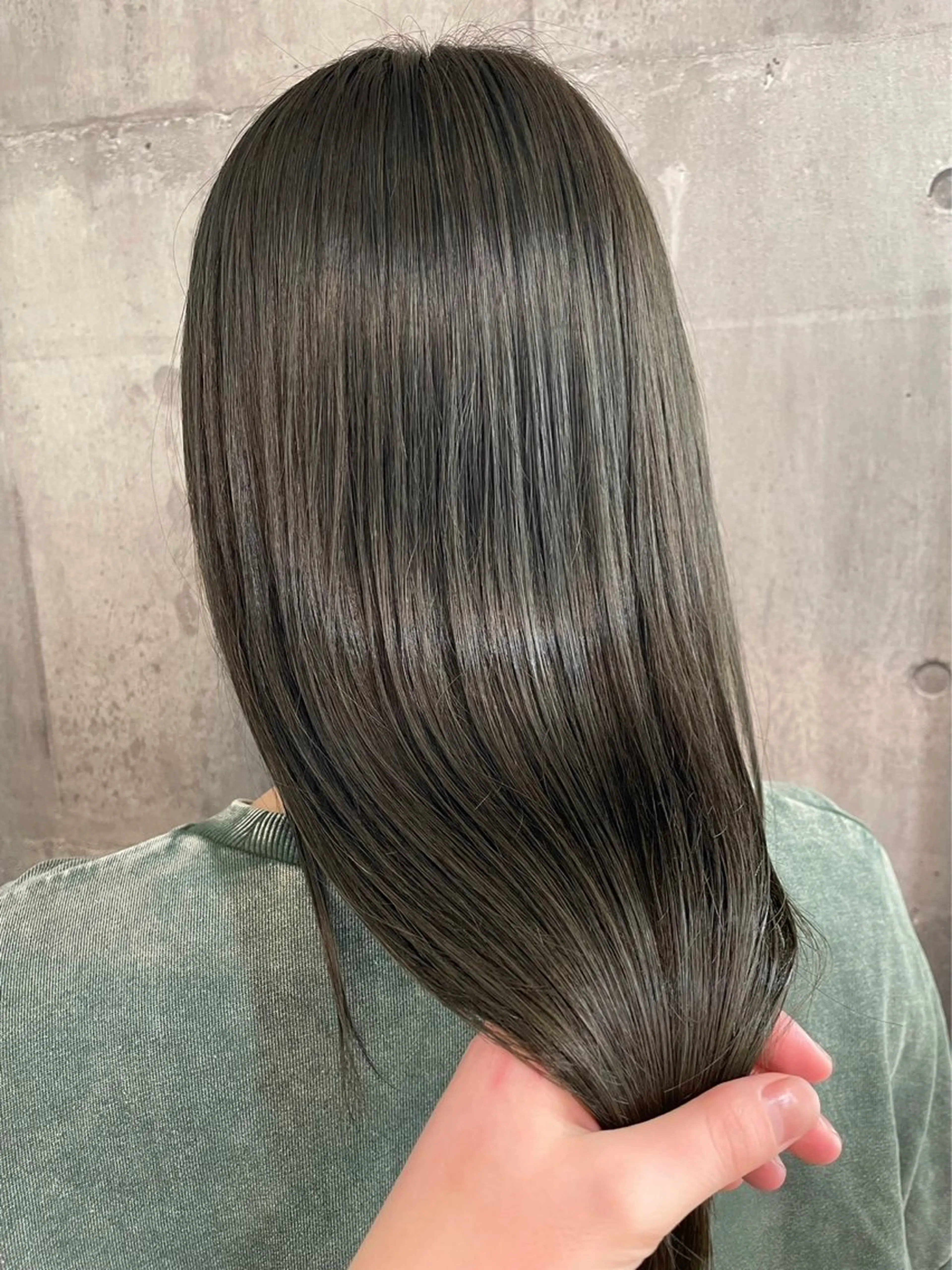 ロング カラー ECLART Reala　町田店のヘアスタイル