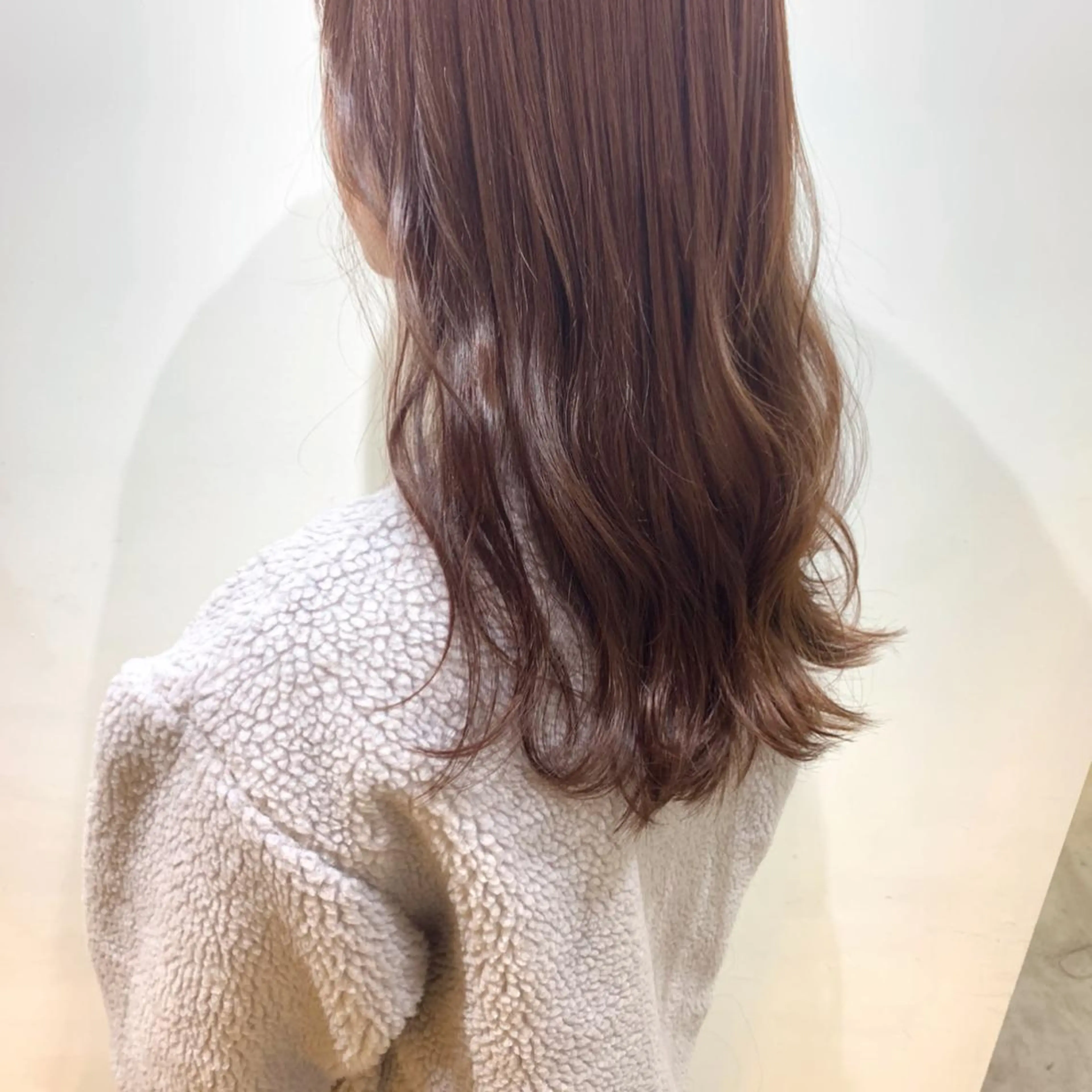 セミロング カット 縮毛矯正 トリートメント Jewel Box所属・髪質改善ストレート 特化⭐️杉本奈稀沙のヘアスタイル