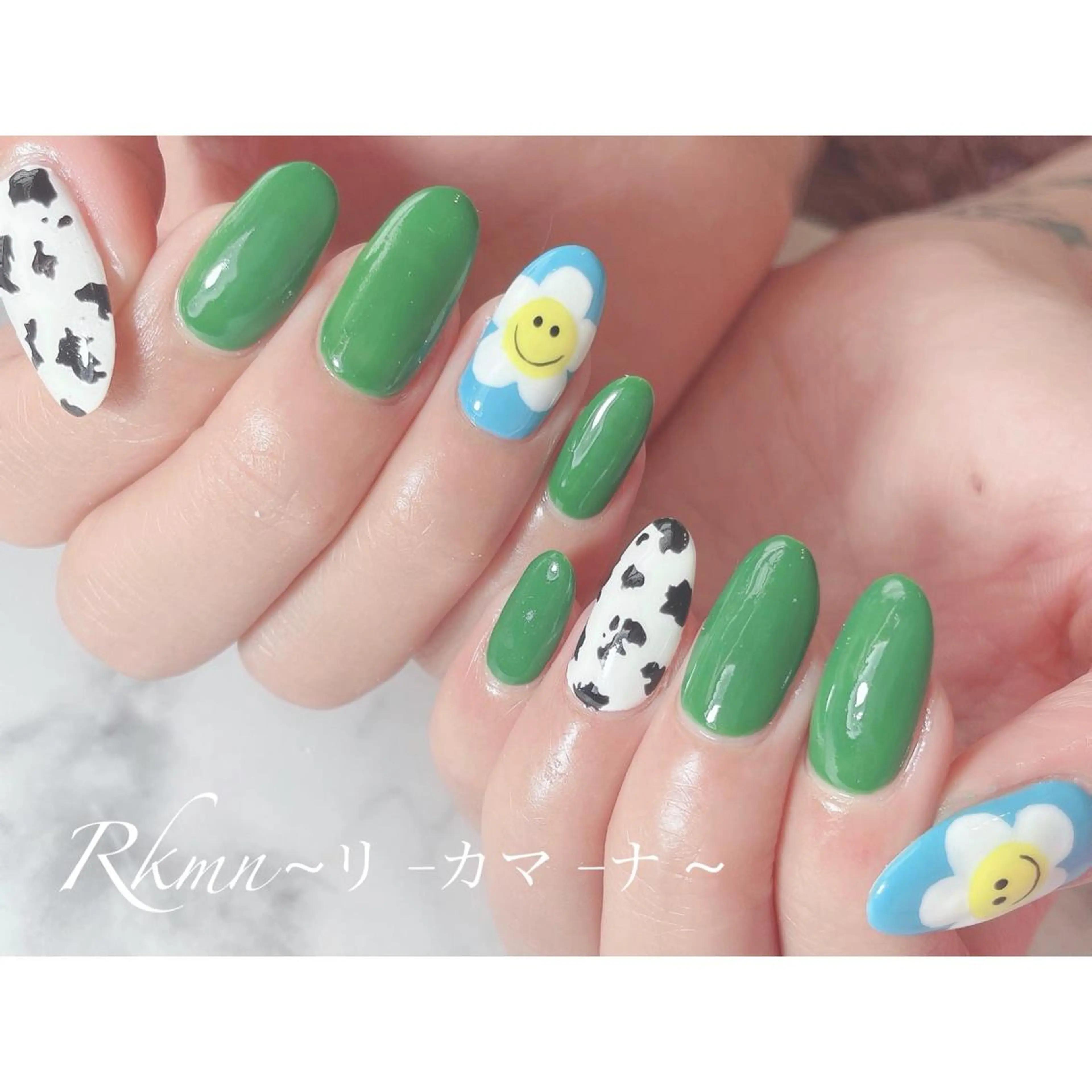 ネイル アートネイル フラワーネイル フレンチネイル ジェルネイル グラデーション ハンドネイル フットネイル ハンドケア Rkmn ~リ-カマ-ナ~のネイルデザイン