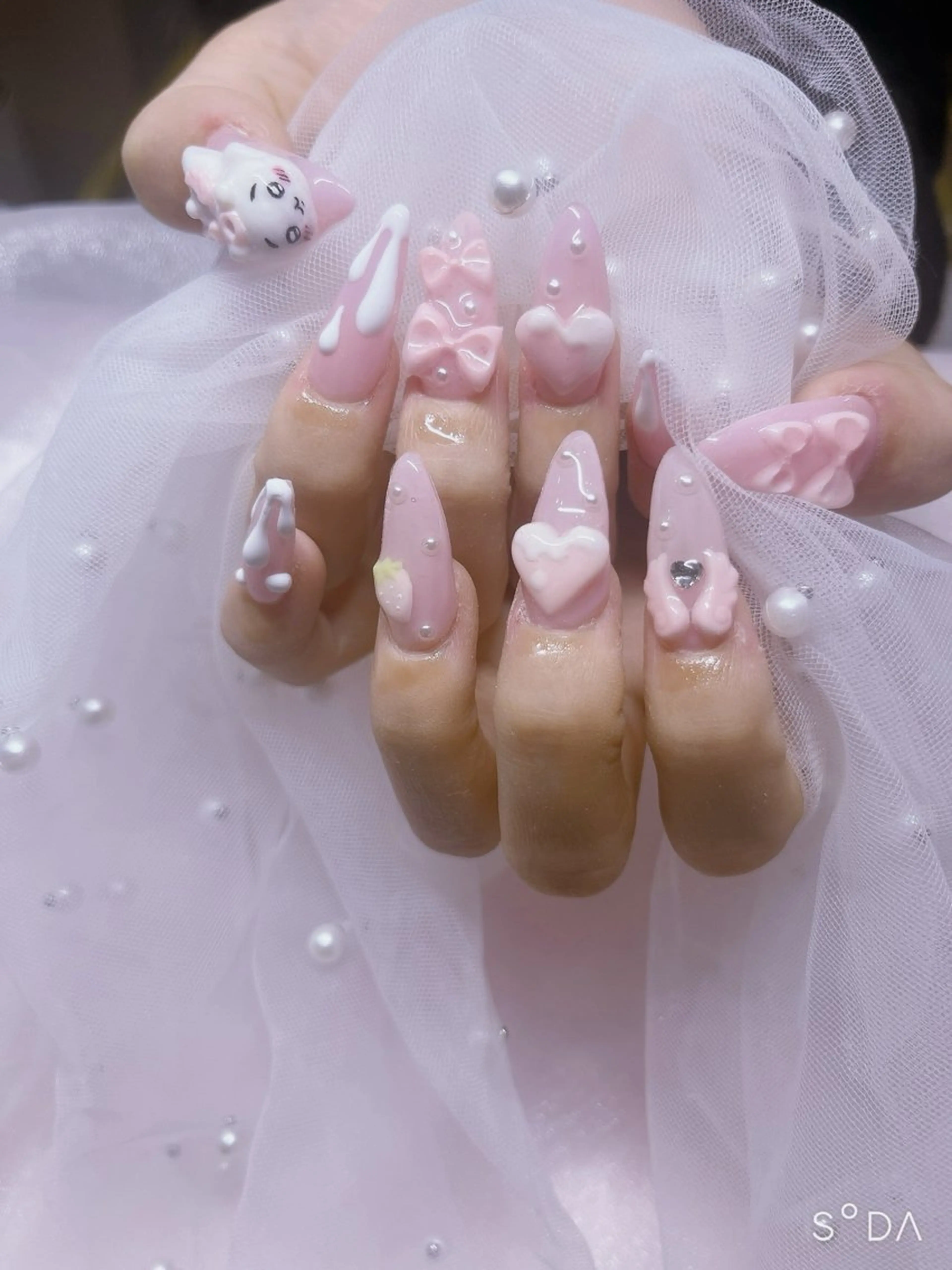 ネイル ハンドネイル CARAT カラットのネイルデザイン