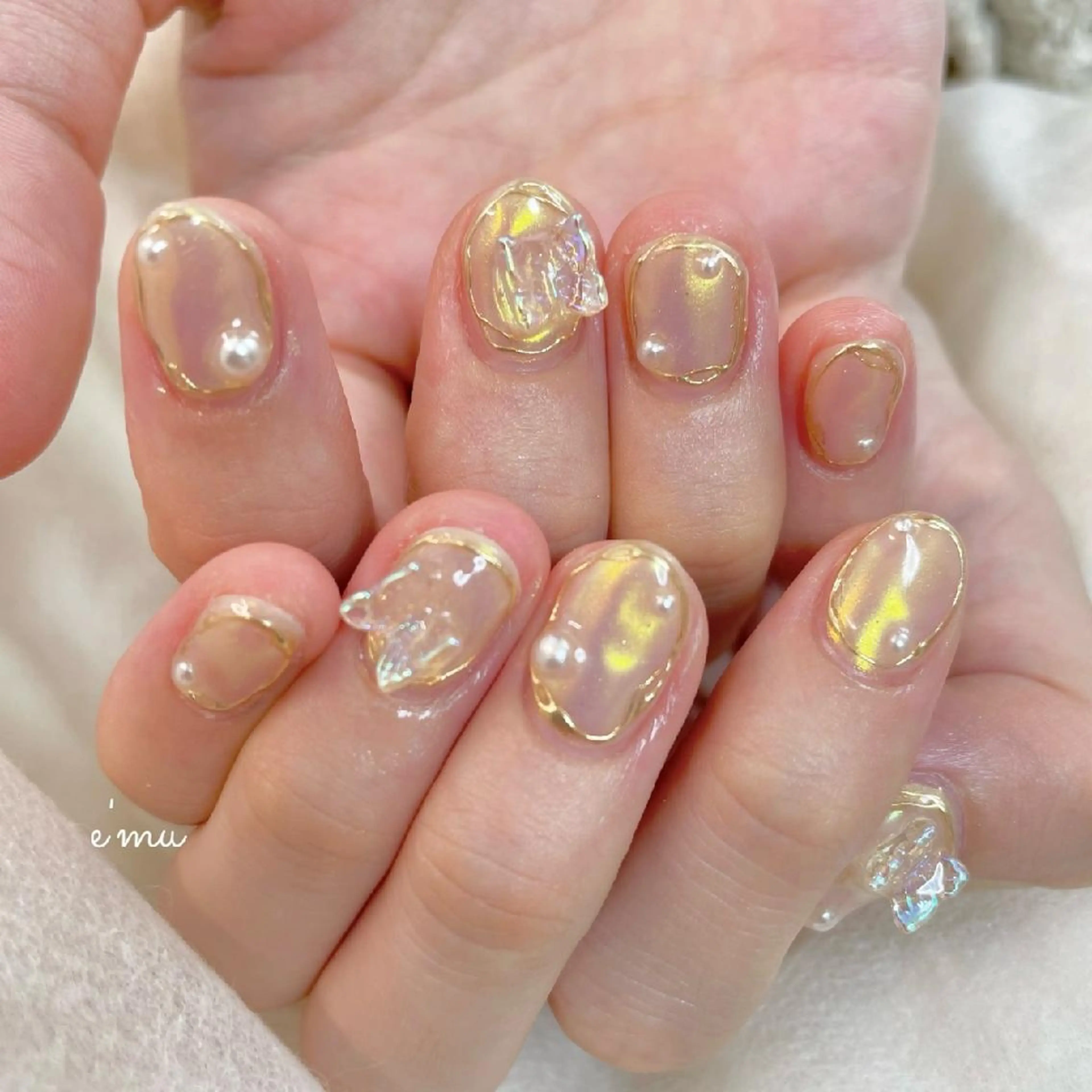 ネイル オーロラネイル nail salon e'mu💐のネイルデザイン