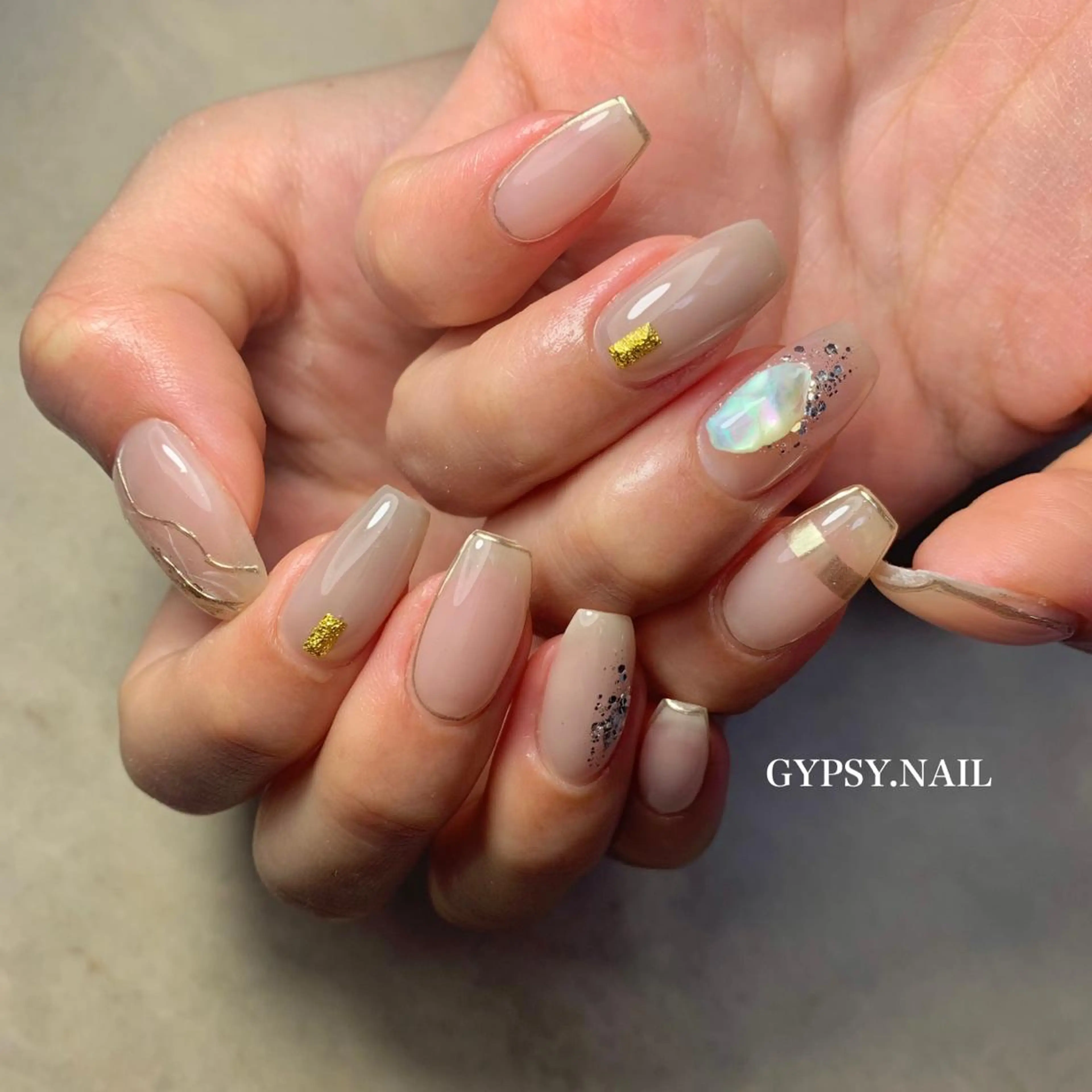 ネイル GYPSY.NAIL所属・GYPSY.NAIL akariのネイルデザイン