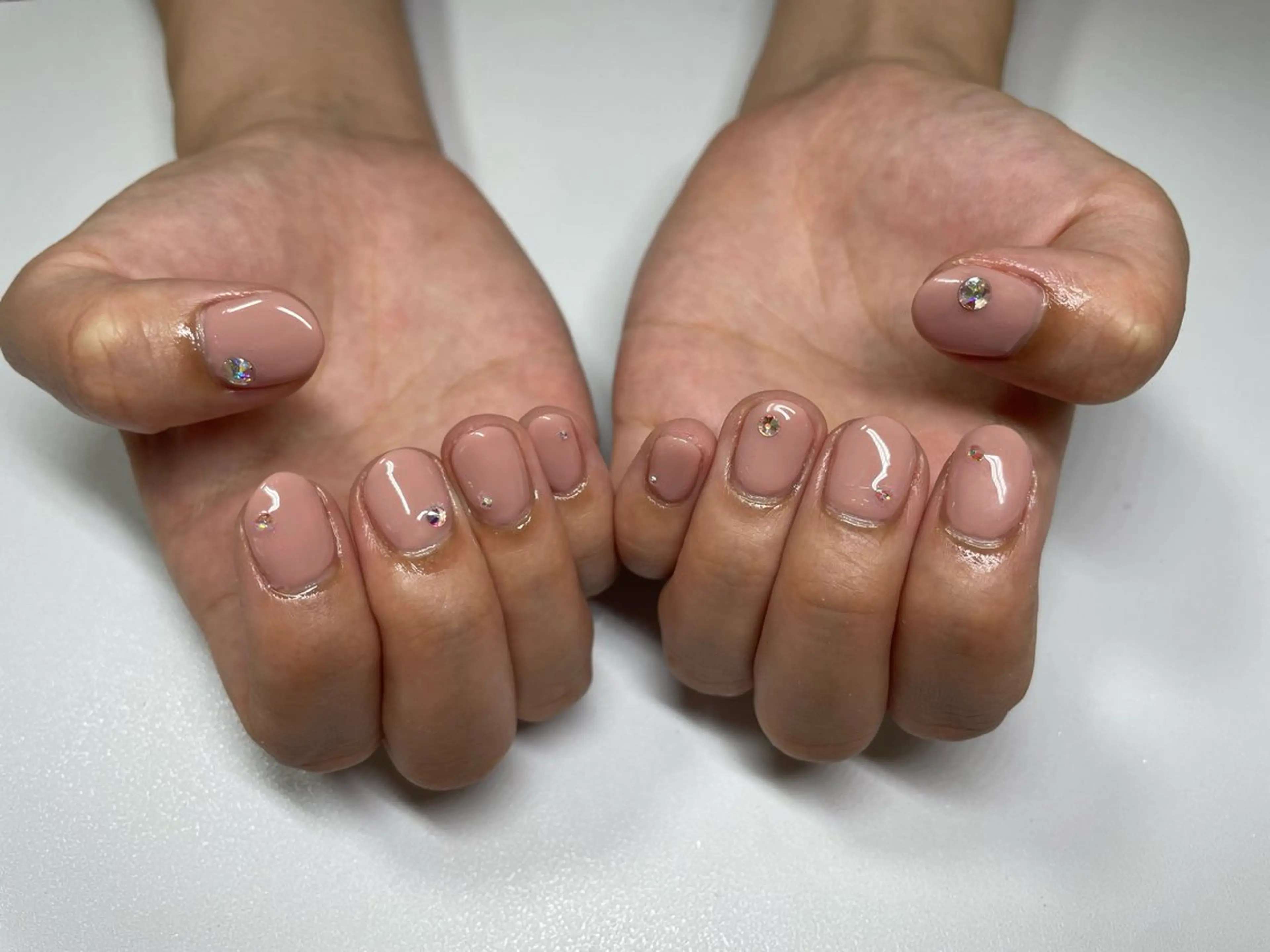 ネイル ワンカラーネイル ハンドネイル MoonLight SHINOのネイルデザイン