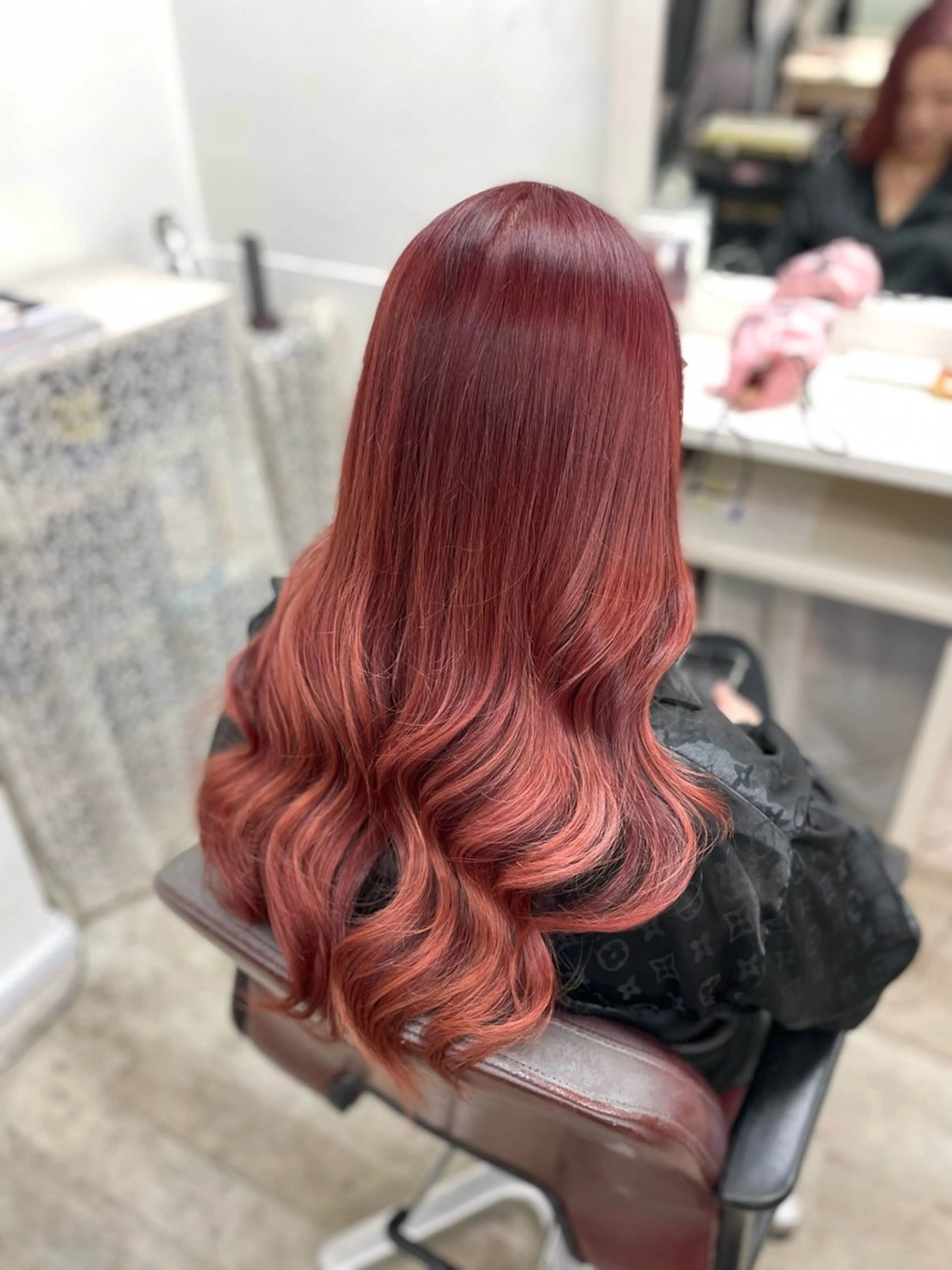 ロング カラー ヘアカラー トリートメント ヘアセット 韓国ヘア🤍髪質改善 🇰🇷AKANEのヘアスタイル