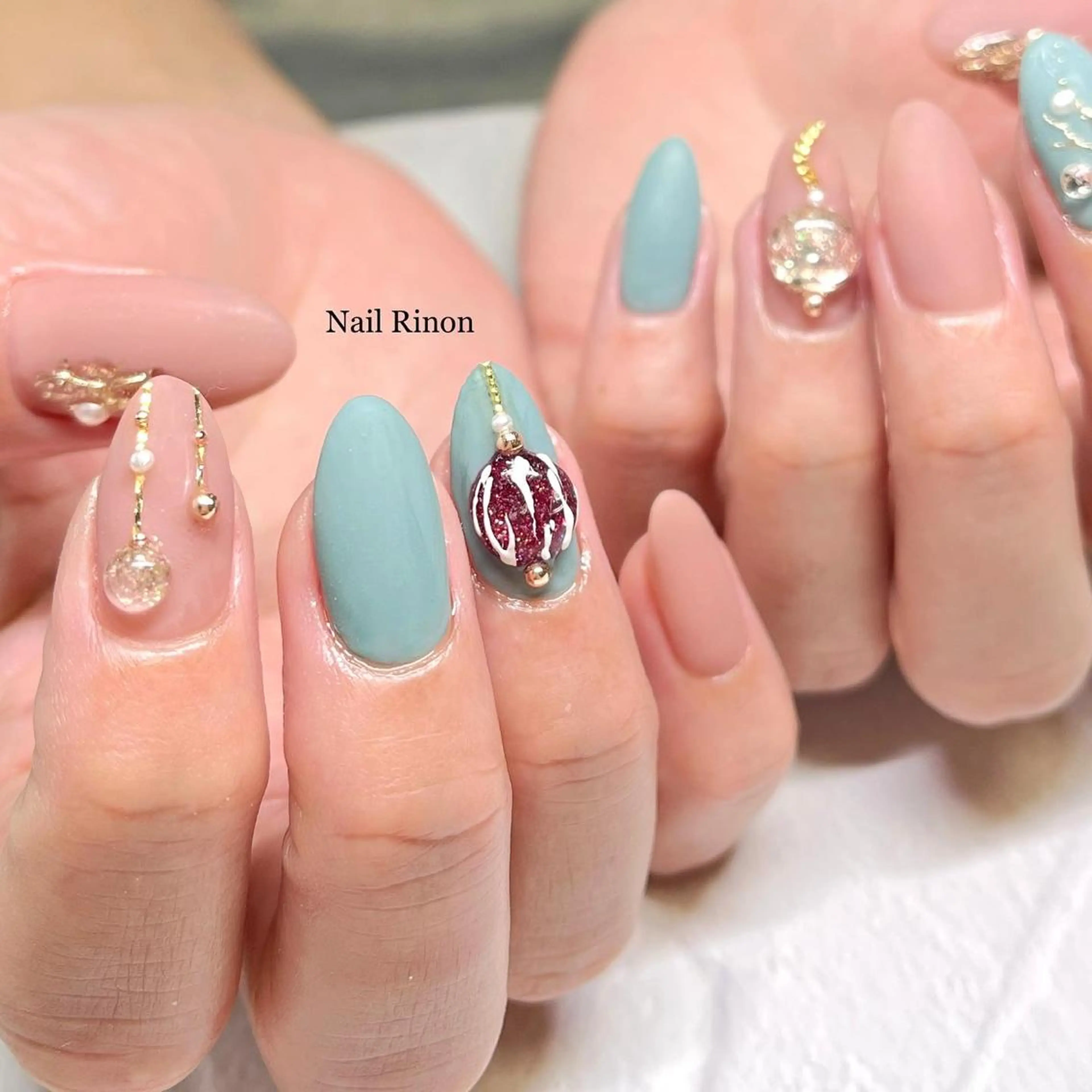 ネイル 冬ネイル クリスマス ハンドネイル Nail Rinonのネイルデザイン