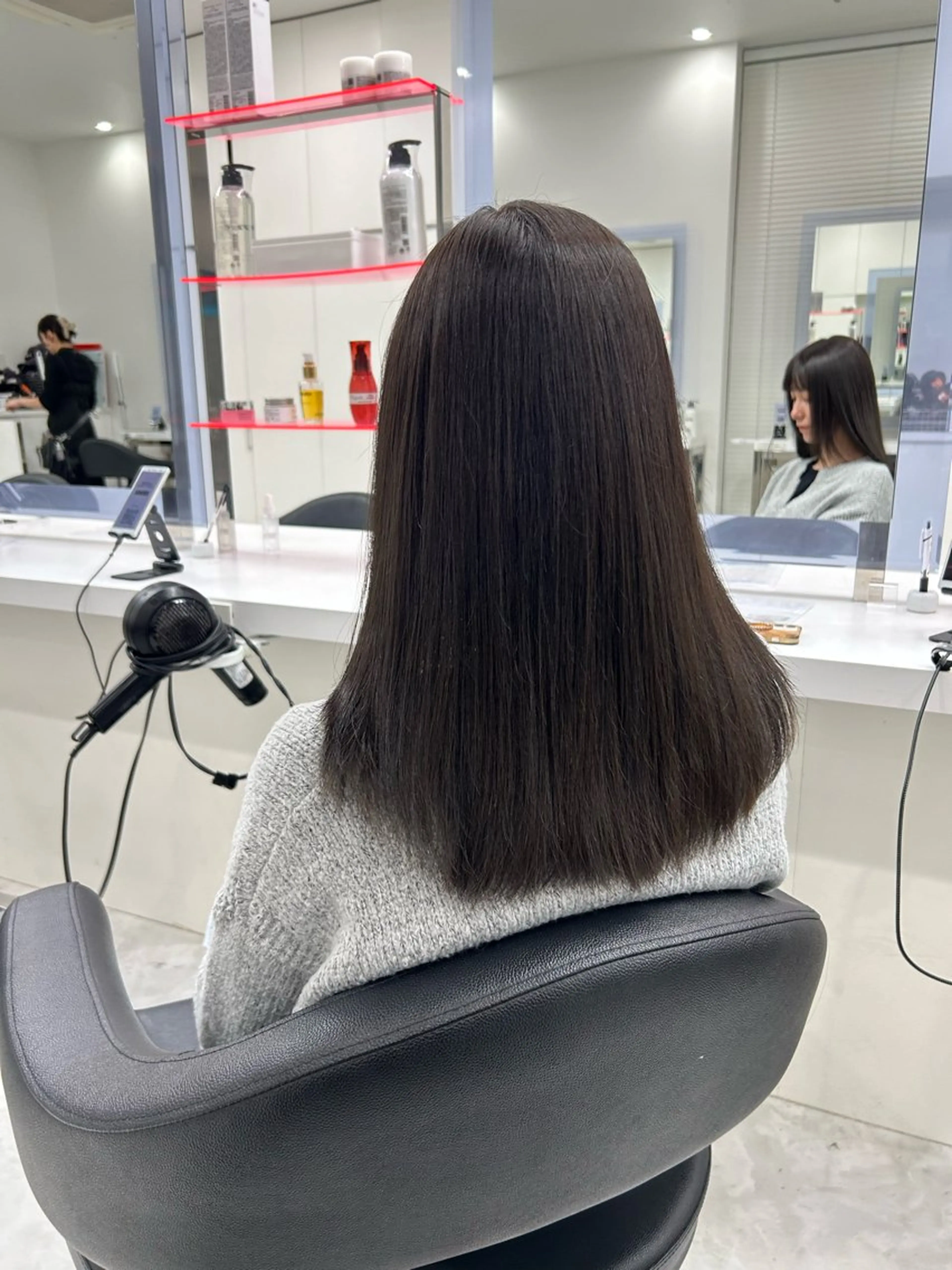 セミロング カラー 透明感カラー グレージュ カット ヘアカラー 縮毛矯正 💖透け感ベージュ KOTA💖のヘアスタイル