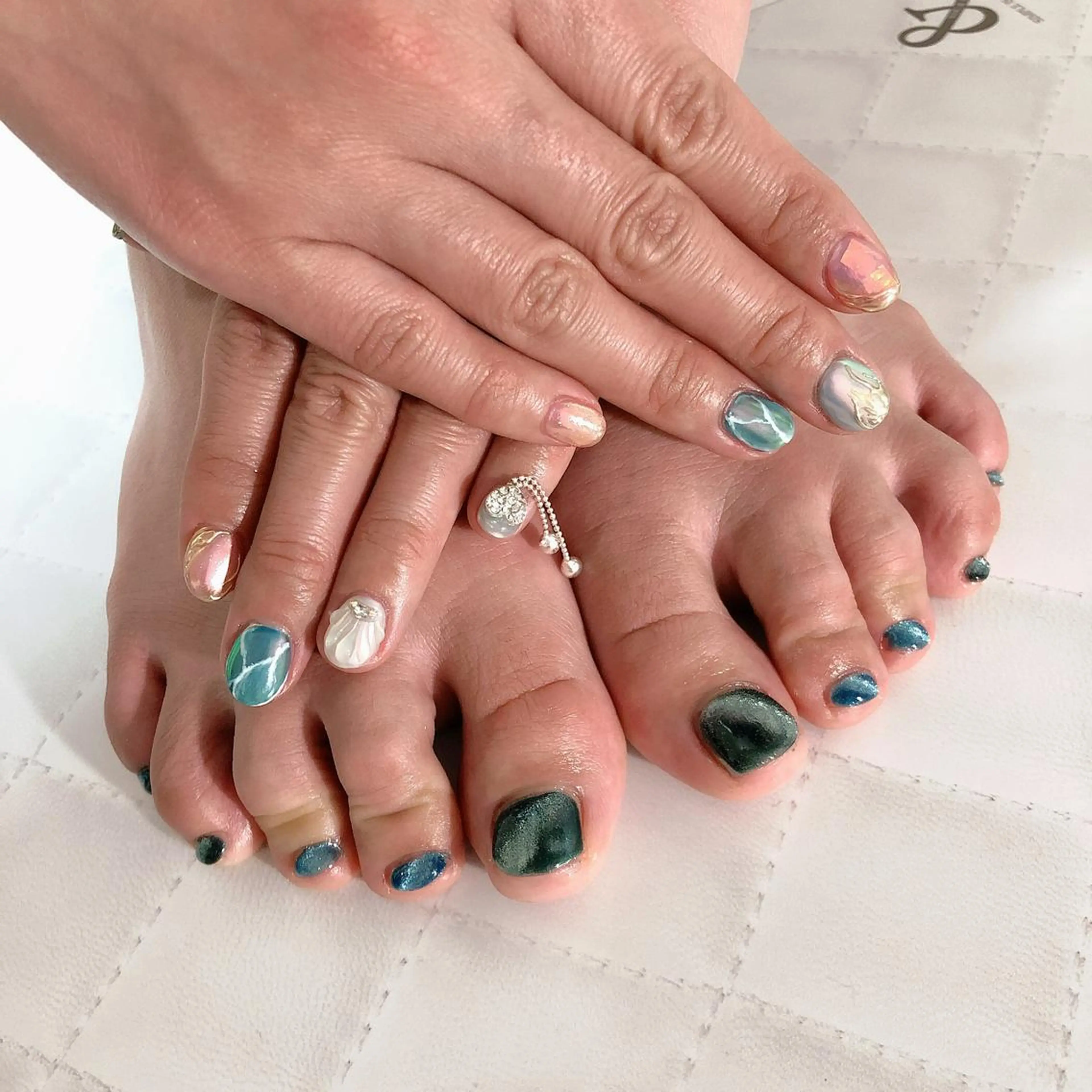 ショート ネイル フットネイル 💎ビューティサロン 湘南　RIRAN💎のネイルデザイン