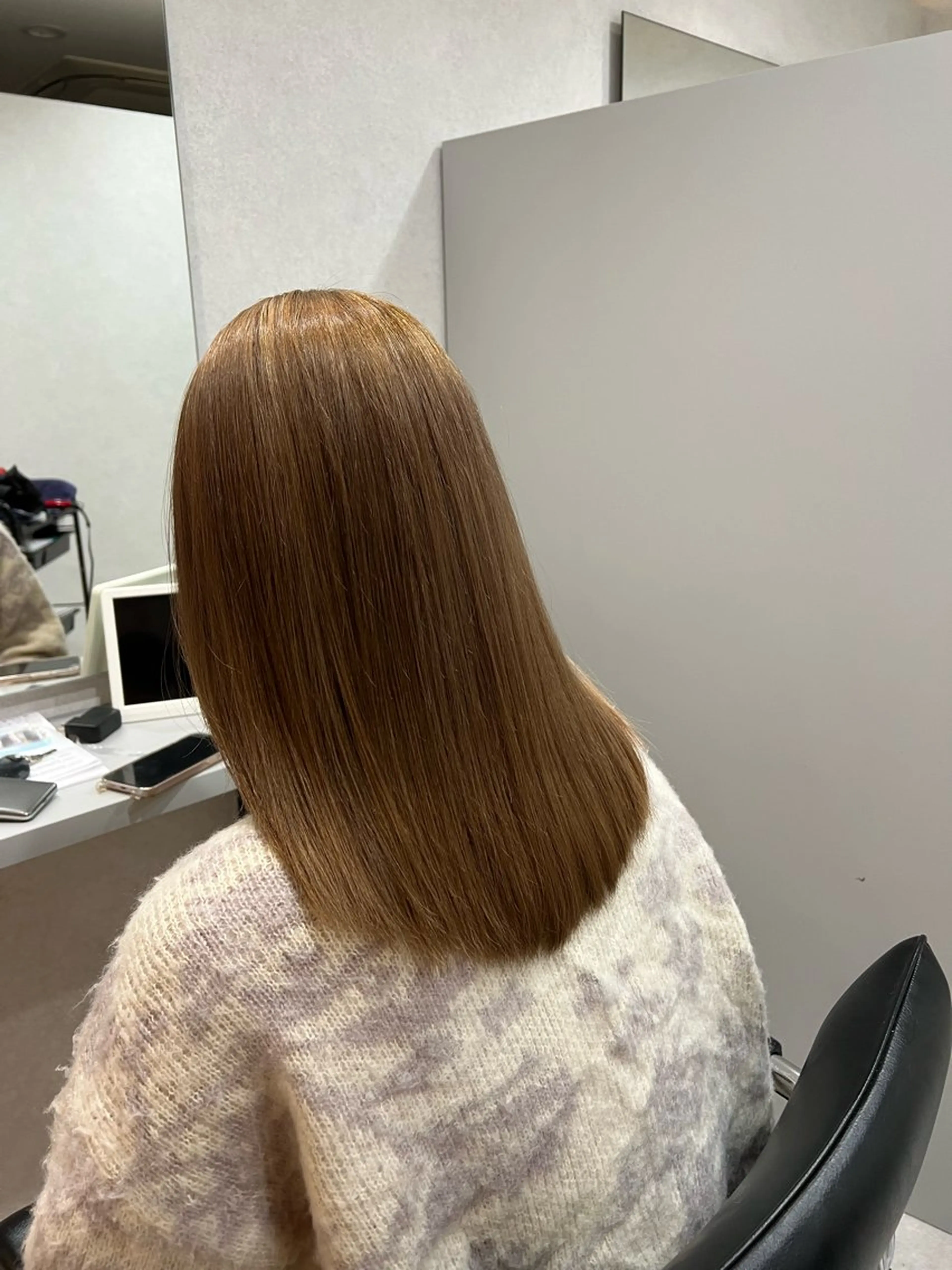 ホリスティックカラー+あなたの髪に合わせたダメージ補修トリートメントの写真