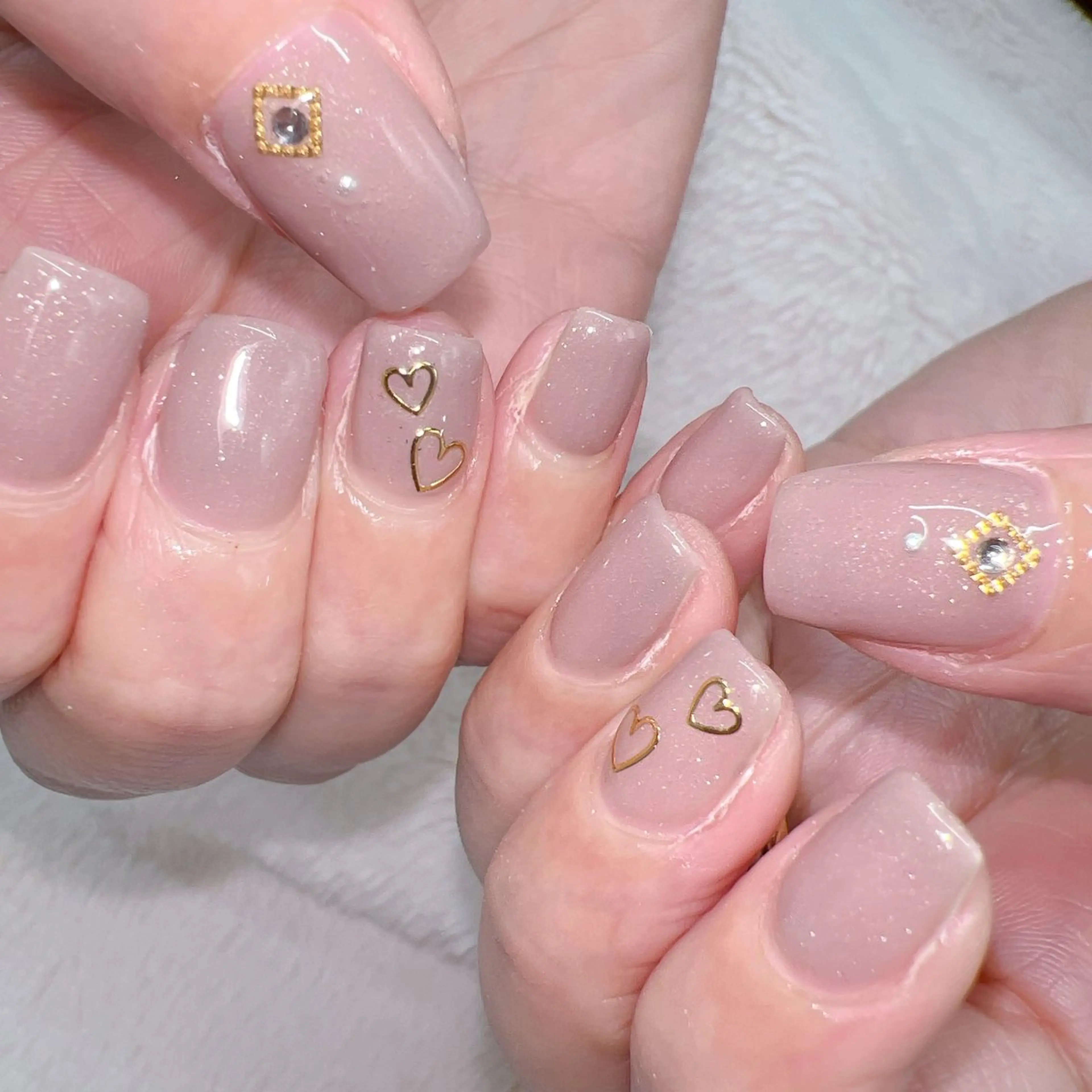 ネイル ハンドネイル Emi lyのネイルデザイン