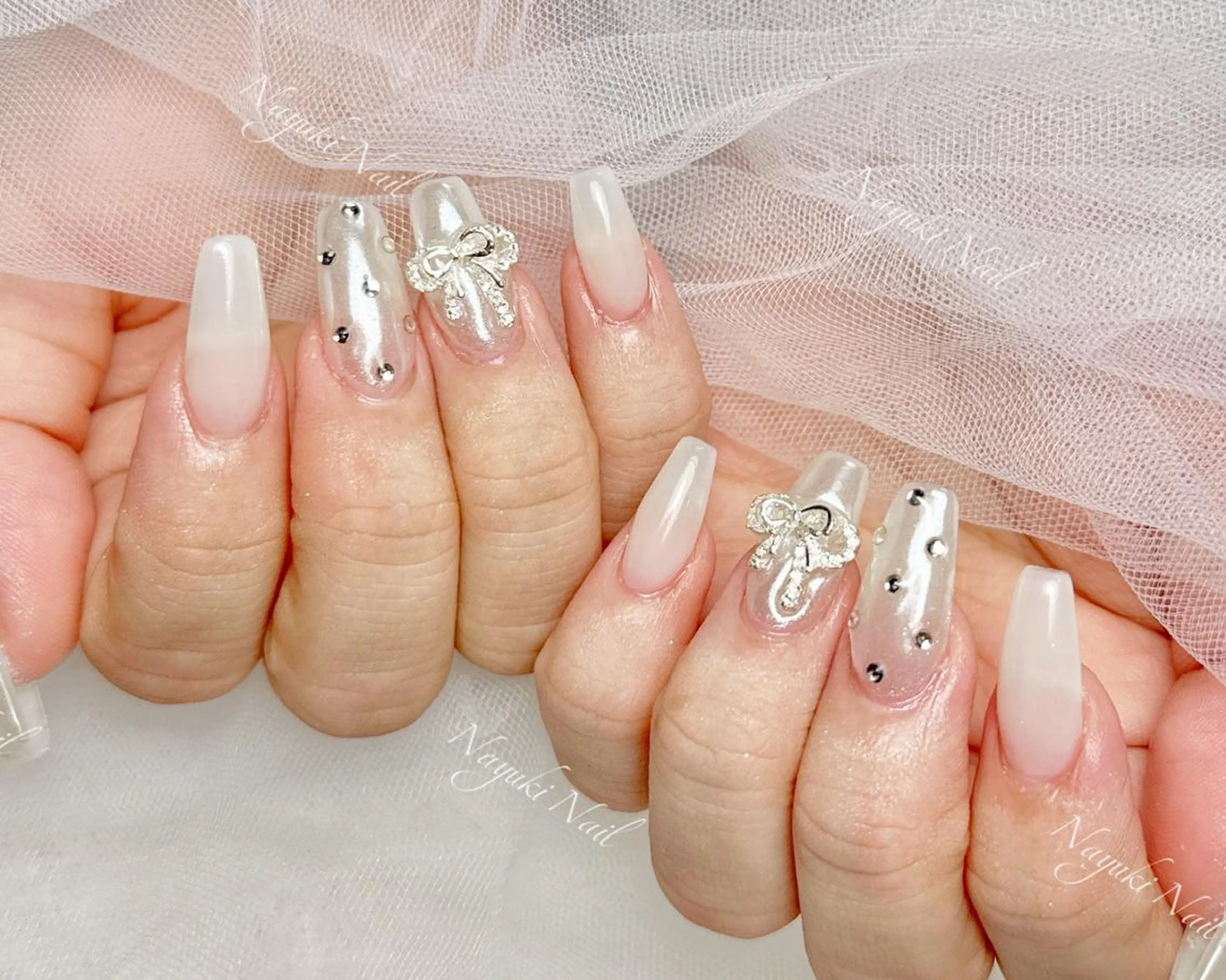 ネイル 🦋 Queenieのネイルデザイン