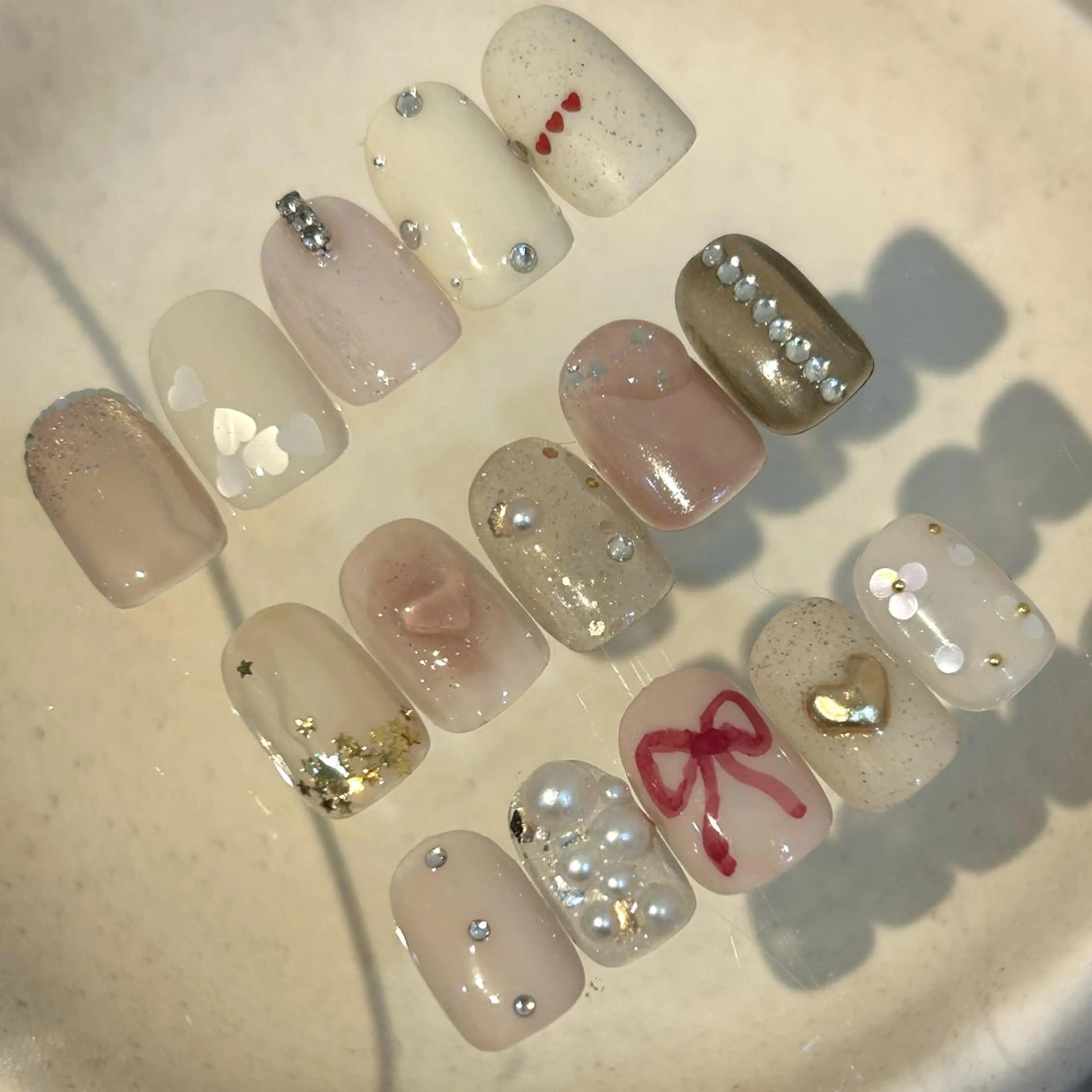 ネイル ニュアンスネイル シンプルネイル 冬ネイル ハンドネイル KAWAZOE KANONのネイルデザイン