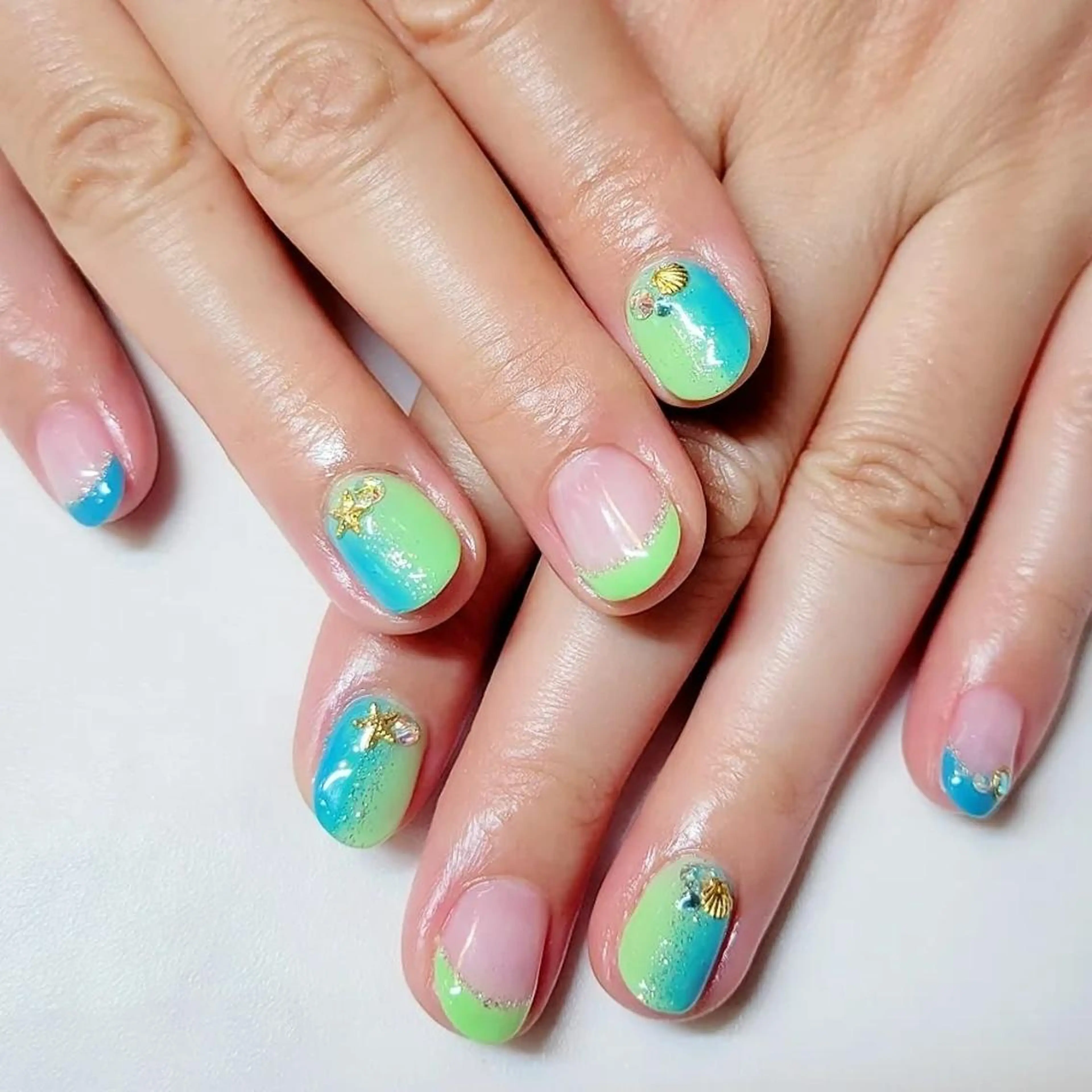 ネイル みー shakushiroのネイルデザイン