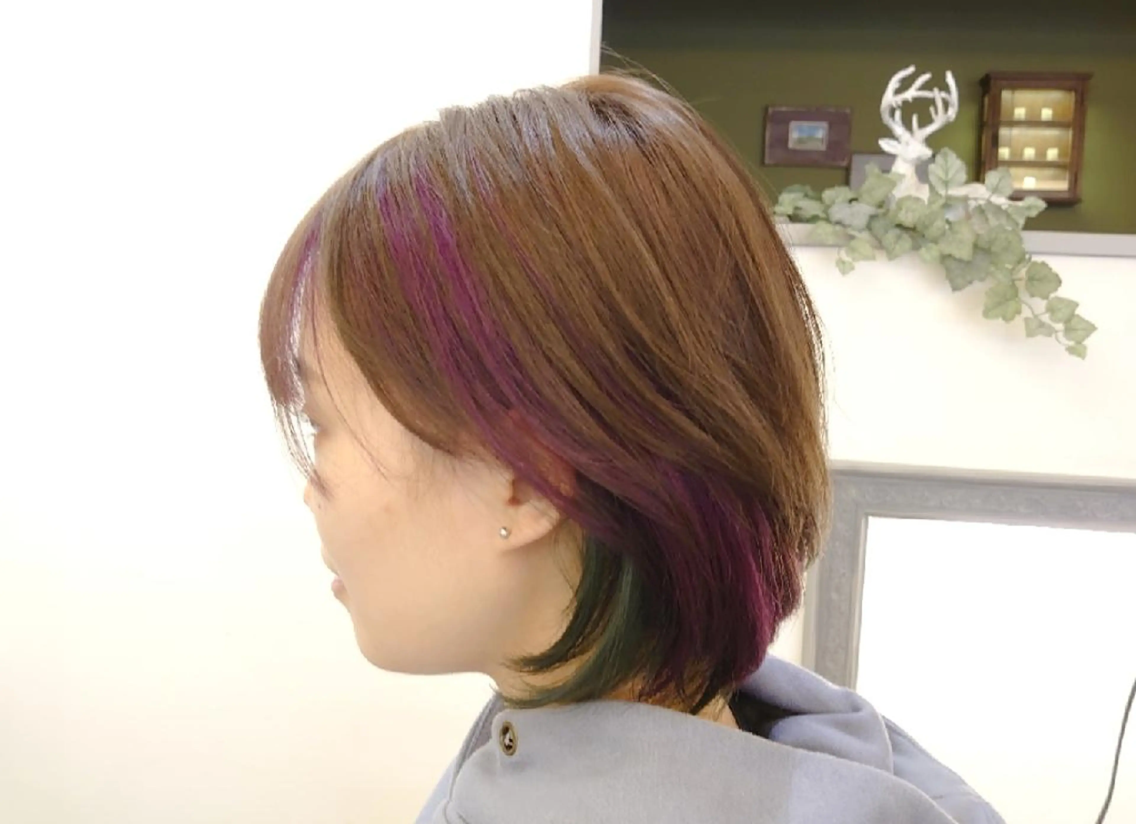 ショート パープルカラー ヘアカラー トリートメント 渡辺 康行のヘアスタイル