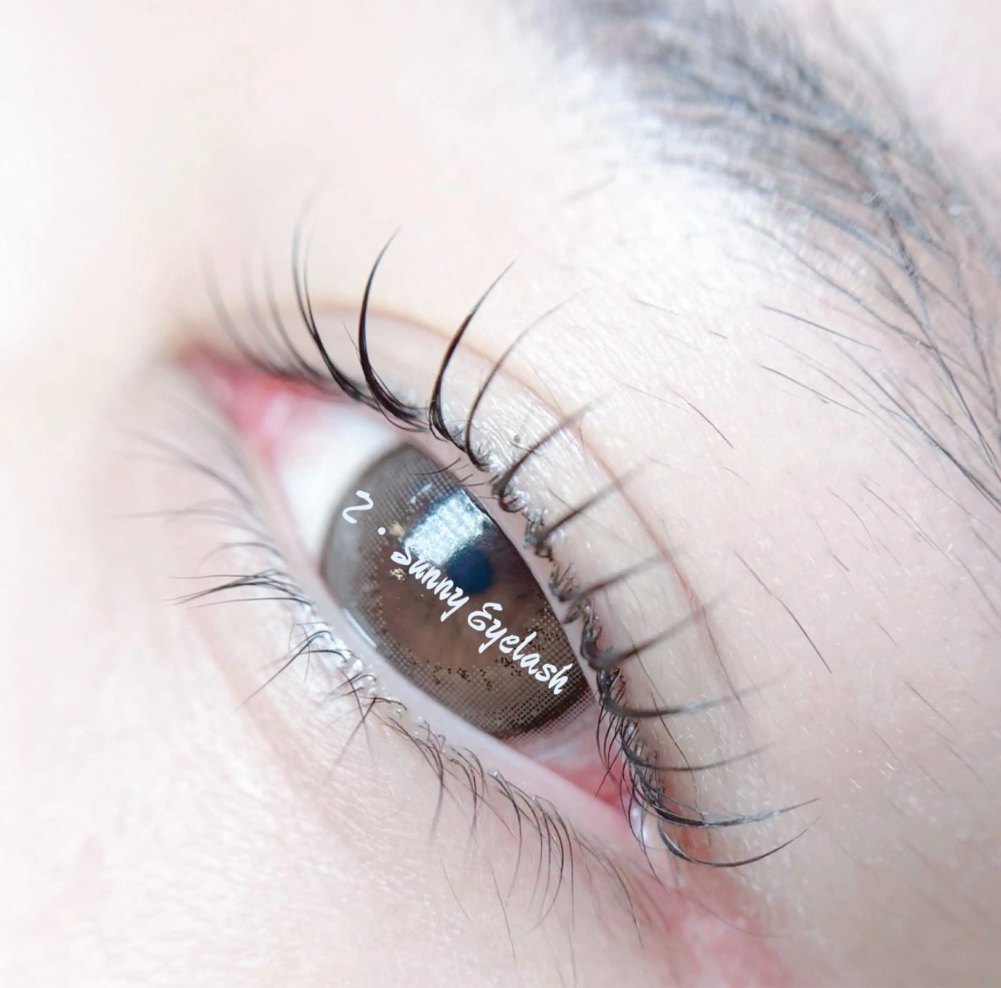 パーマ マツパ Z • Sunny eyelash 【ゼットサニーエアラシュン】所属・Yuki Yukiのマツエク・マツパデザイン