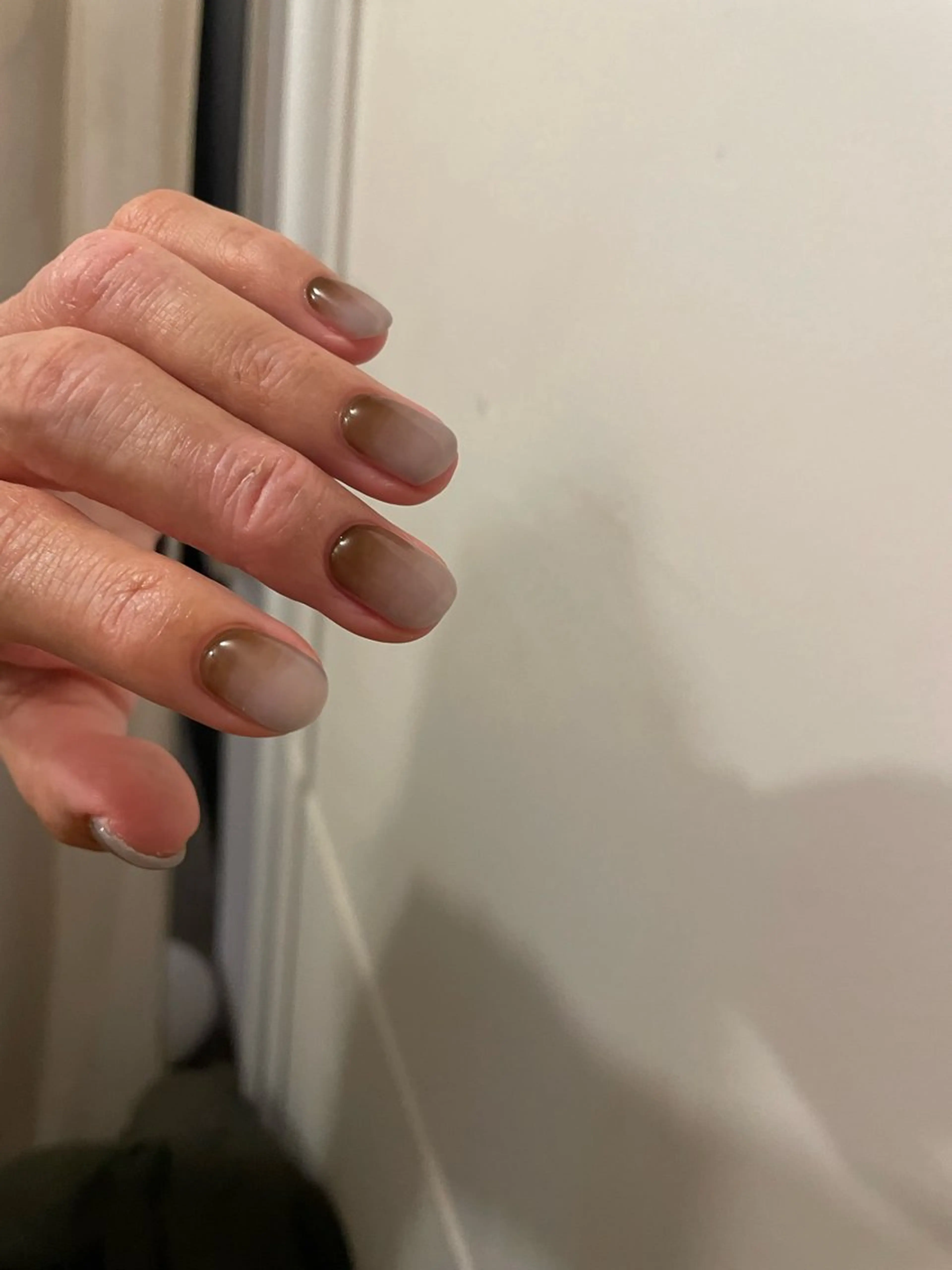 ネイル グラデーション ハンドネイル roof nailのネイルデザイン