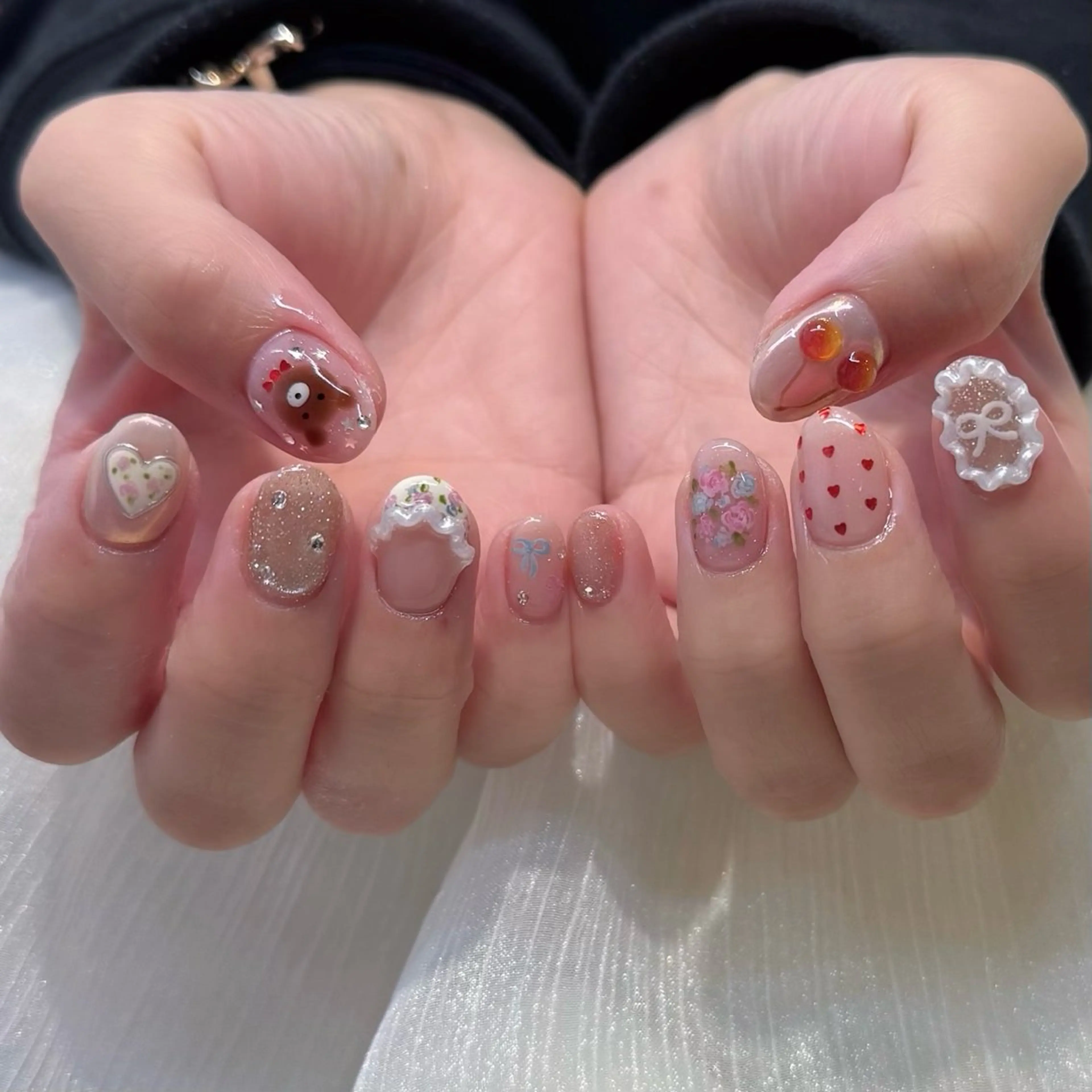 ネイル ハンドネイル 新井 ひなののネイルデザイン