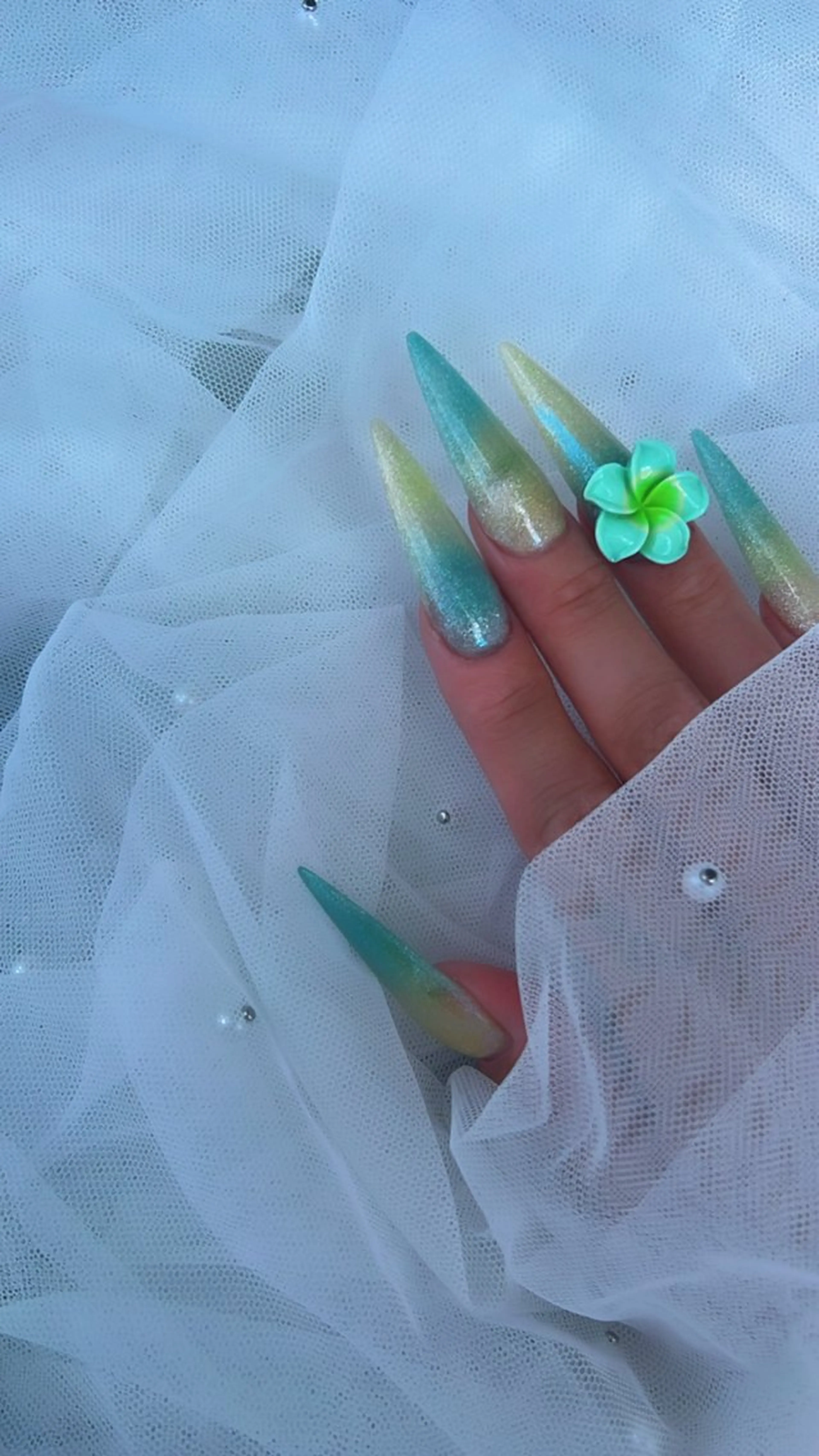 ネイル ハンドネイル Nail Room Ｒのネイルデザイン