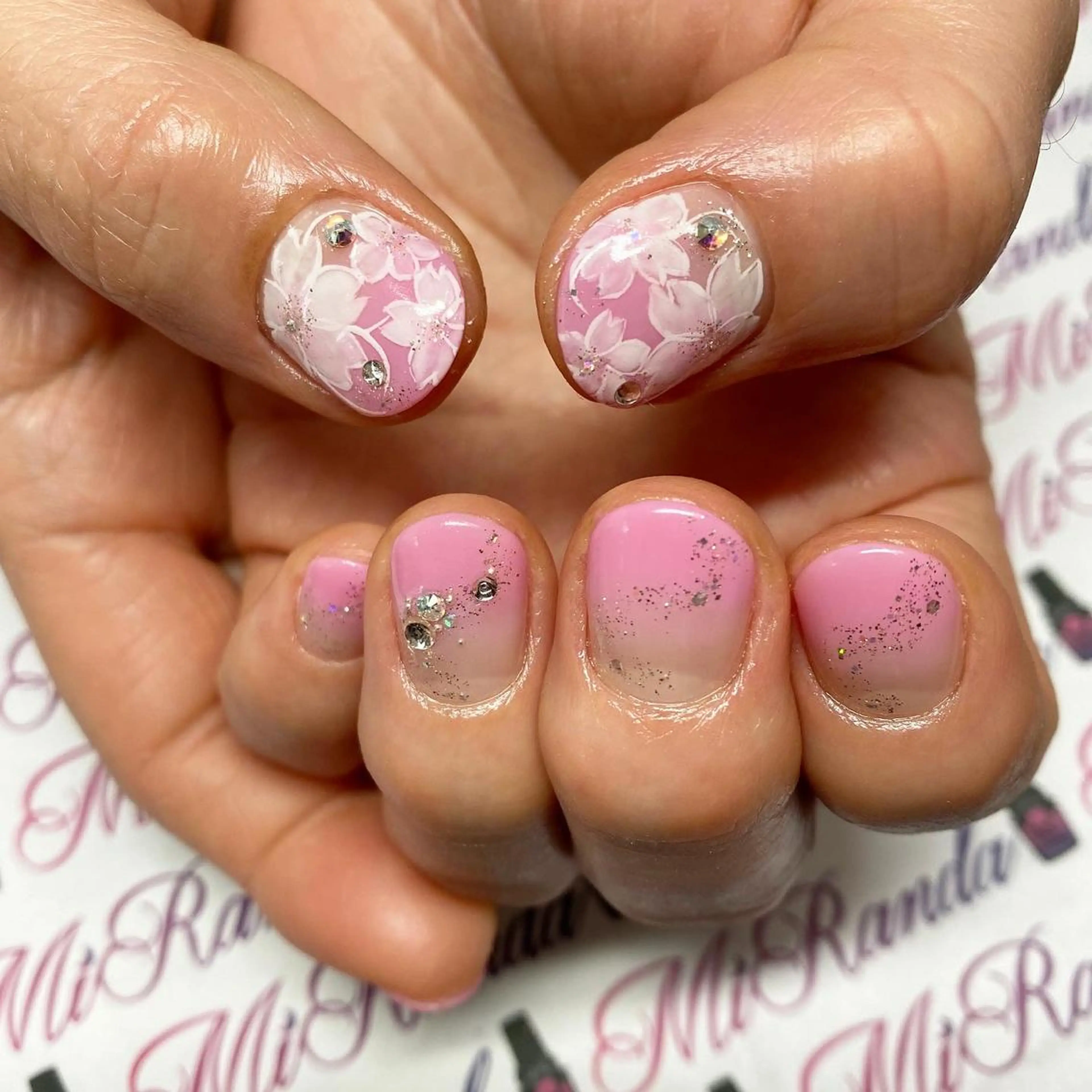 ネイル MiRanda Nail所属・MiRanda 保坂 舞のネイルデザイン