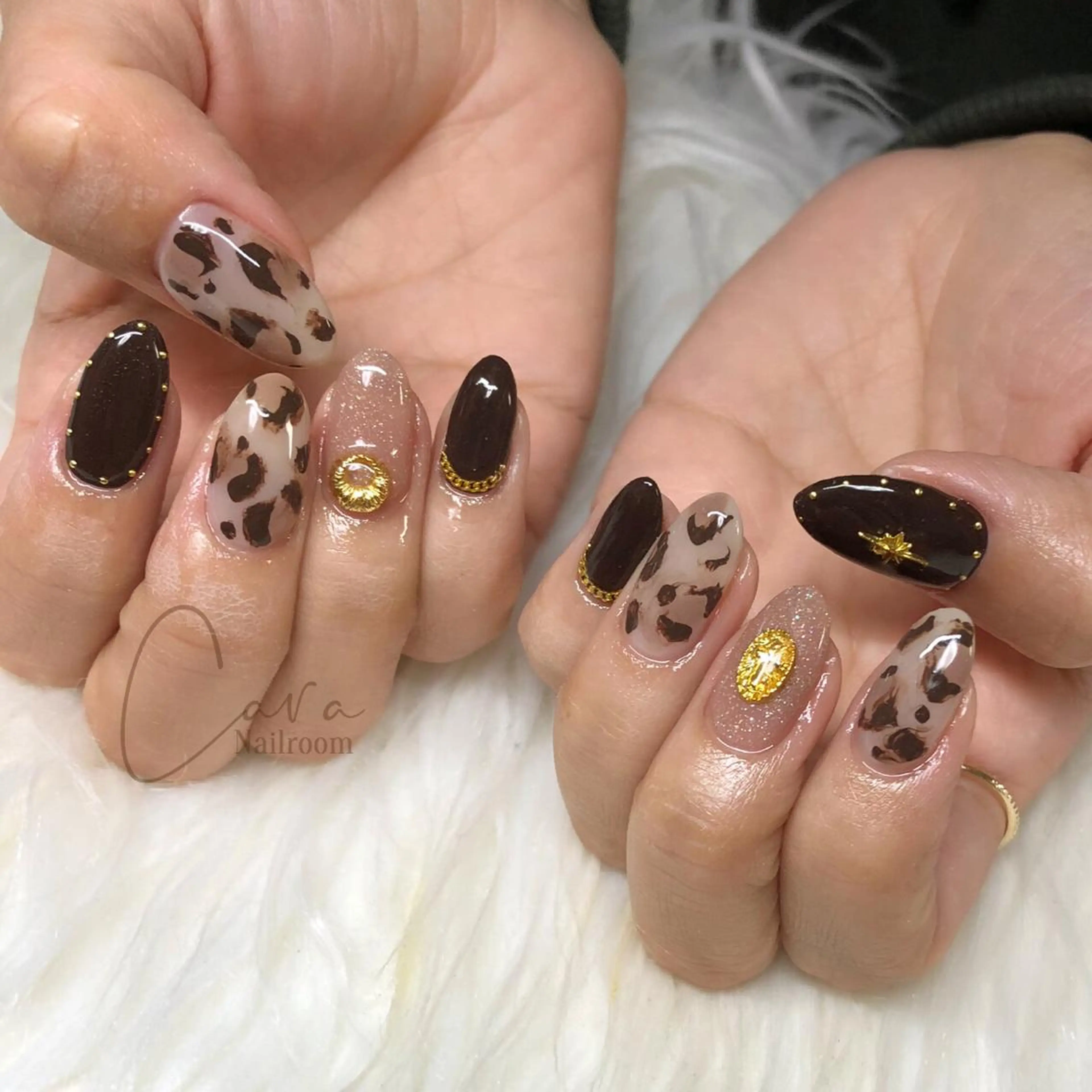 ネイル ハンドネイル instinkt_ Mio Mizunoのネイルデザイン