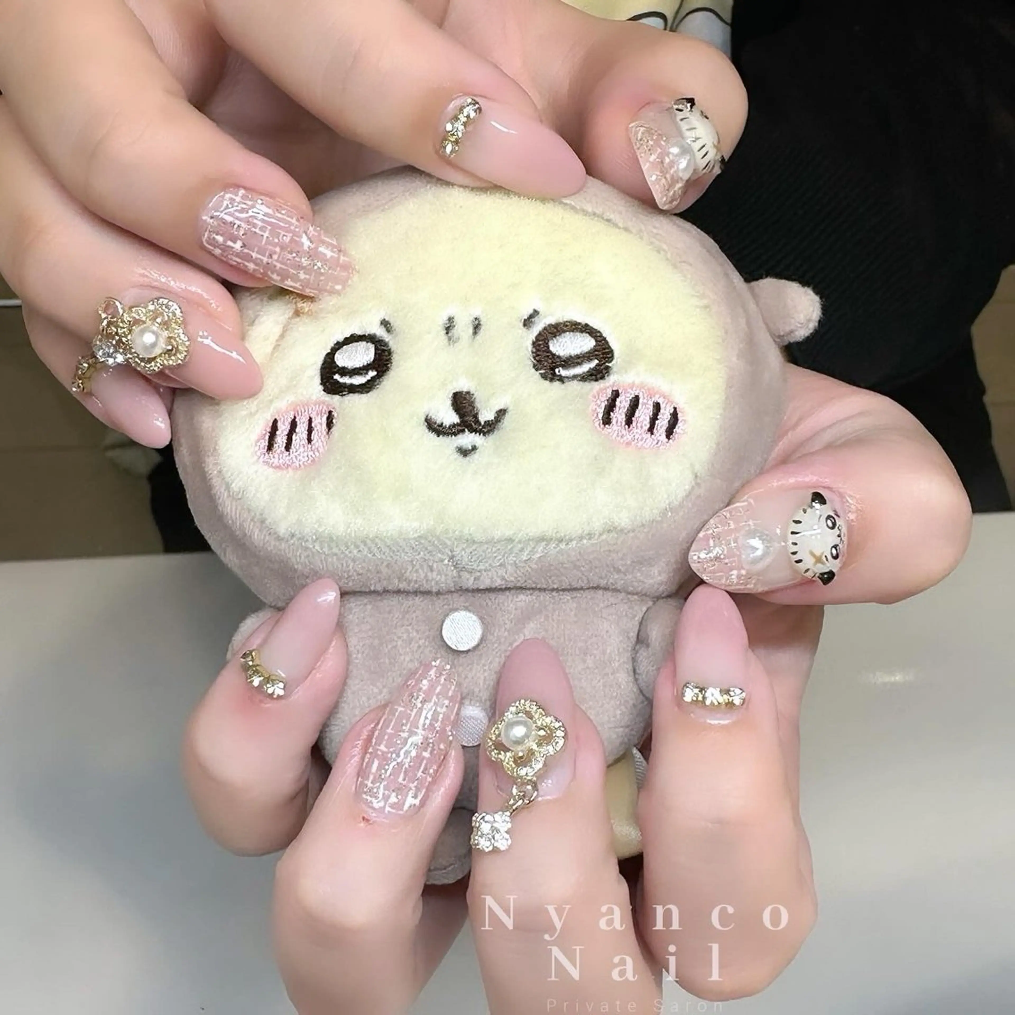 ネイル ジェルネイル ツイードネイル ワンホンネイル 冬ネイル Nyanco Nailのネイルデザイン