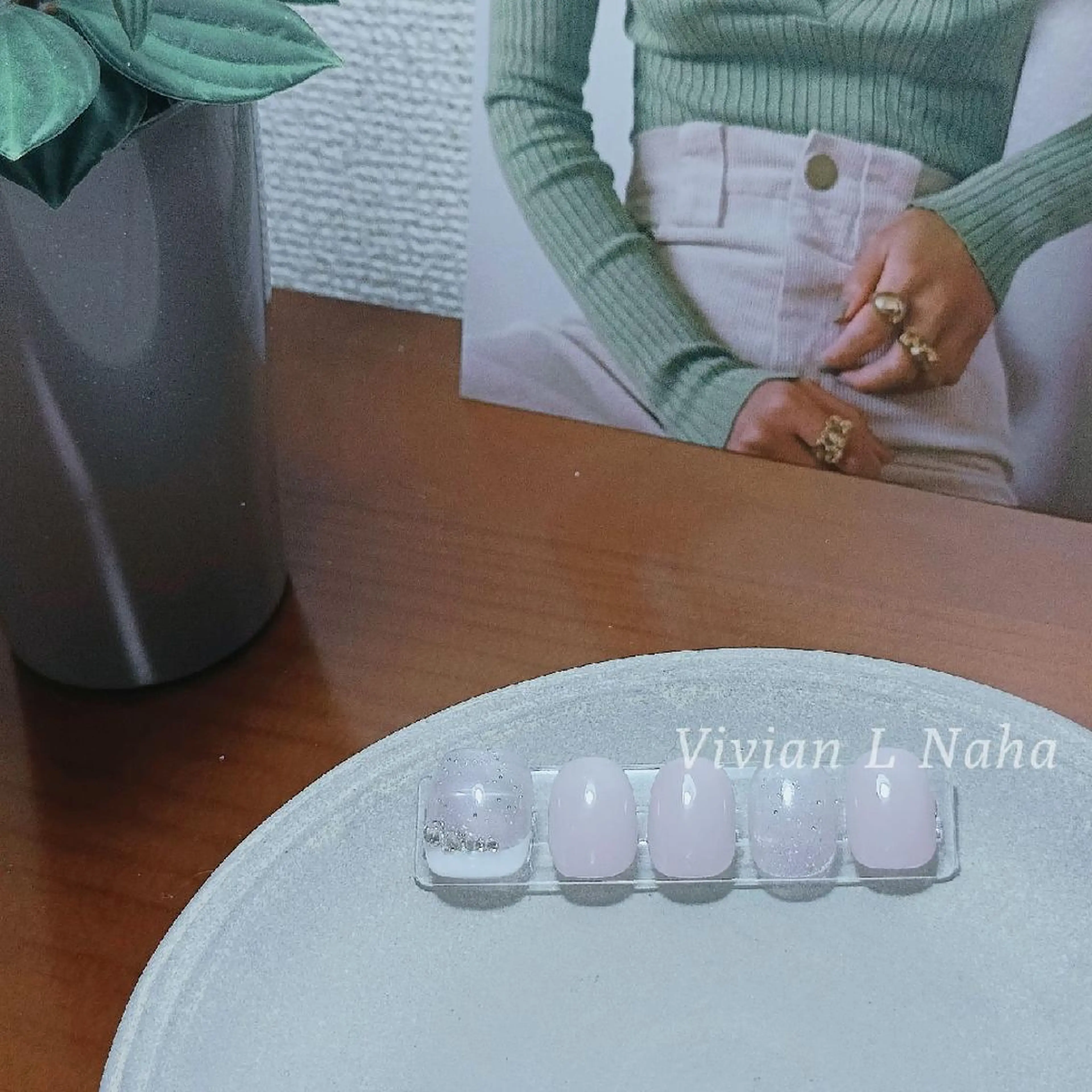 ネイル フットネイル Vivian L Naha  Tia　のネイルデザイン