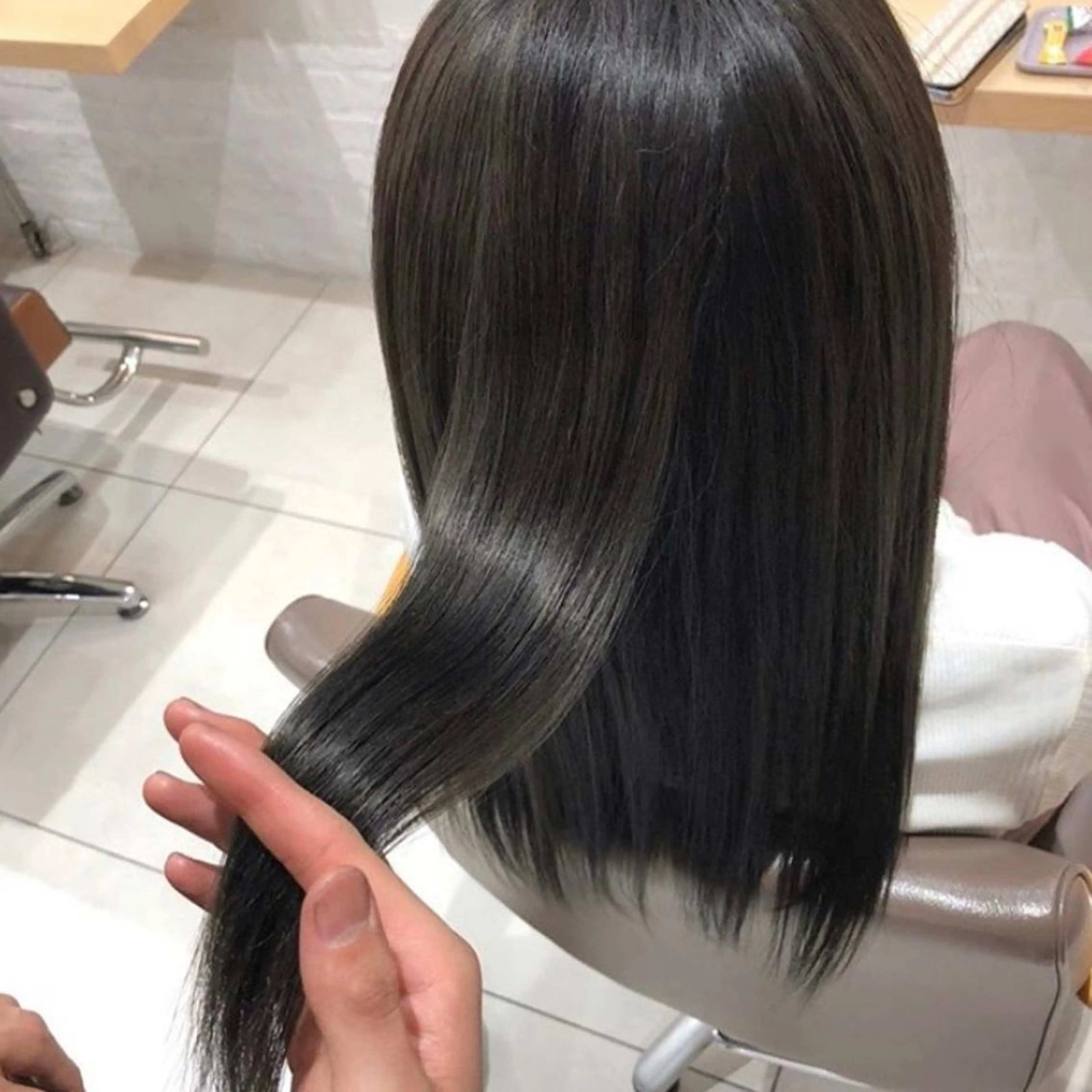 【最後のお得クーポン】髪質改善🧚🏻‍♀️サブリミックトリートメント梅雨の広がる髪の毛、まとまり良くしてくれます。の写真