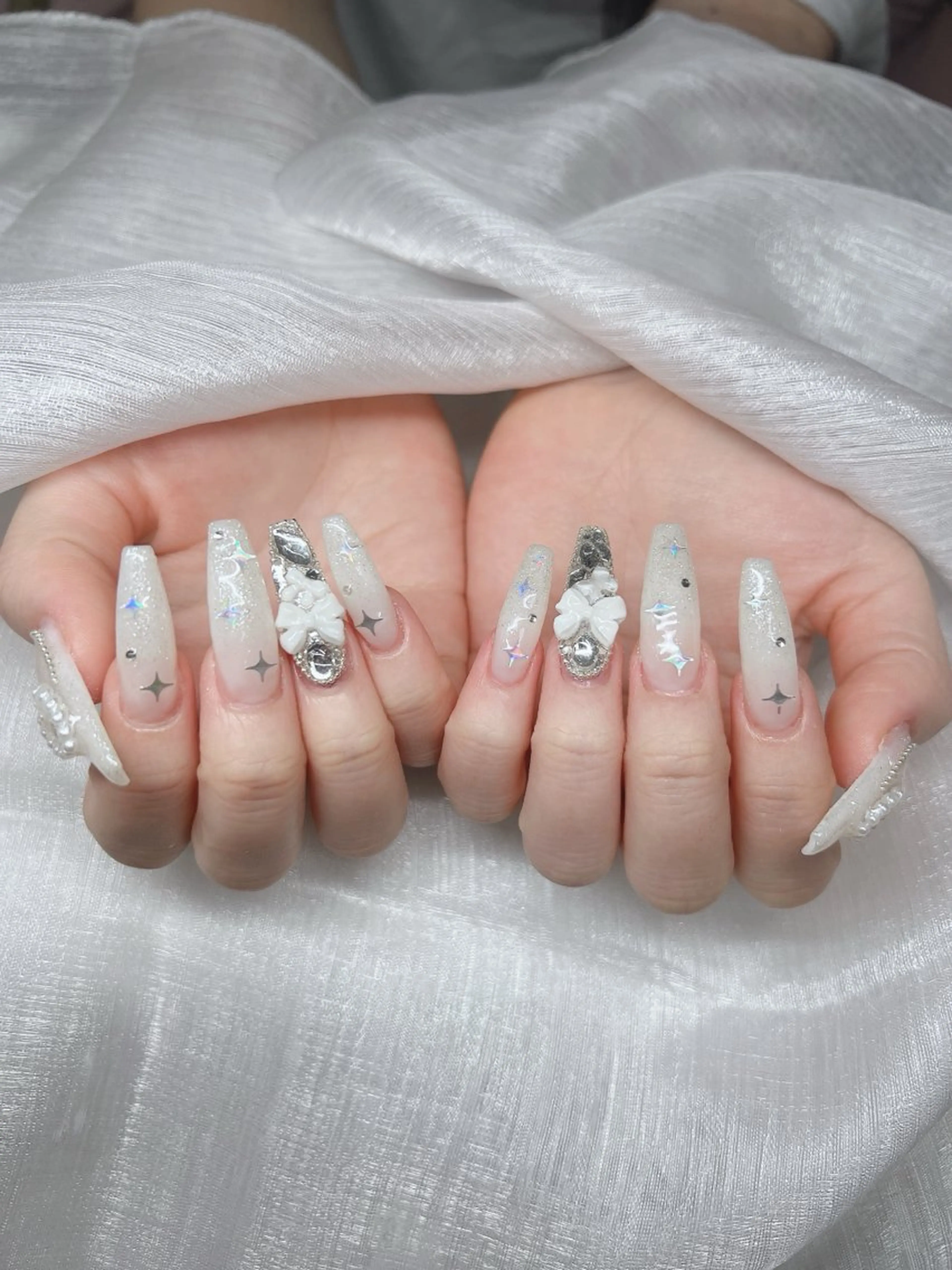 ネイル 長さ出し グラデーション キラキラネイル マグネットネイル ニュアンスネイル ハンドネイル Lee Nails チップ長さだし専門店のネイルデザイン