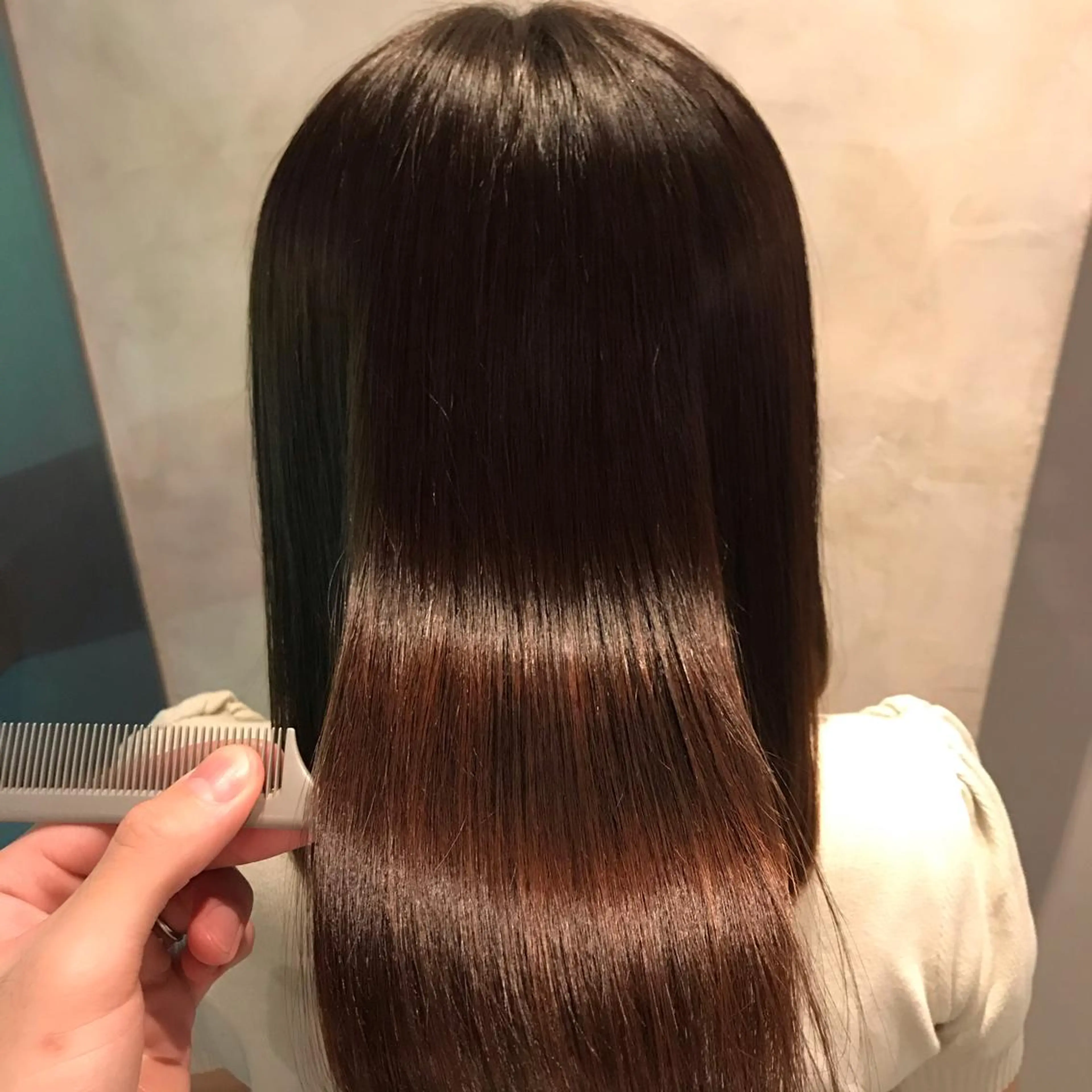 カラー パーマ 縮毛矯正 安部 真輝のヘアスタイル