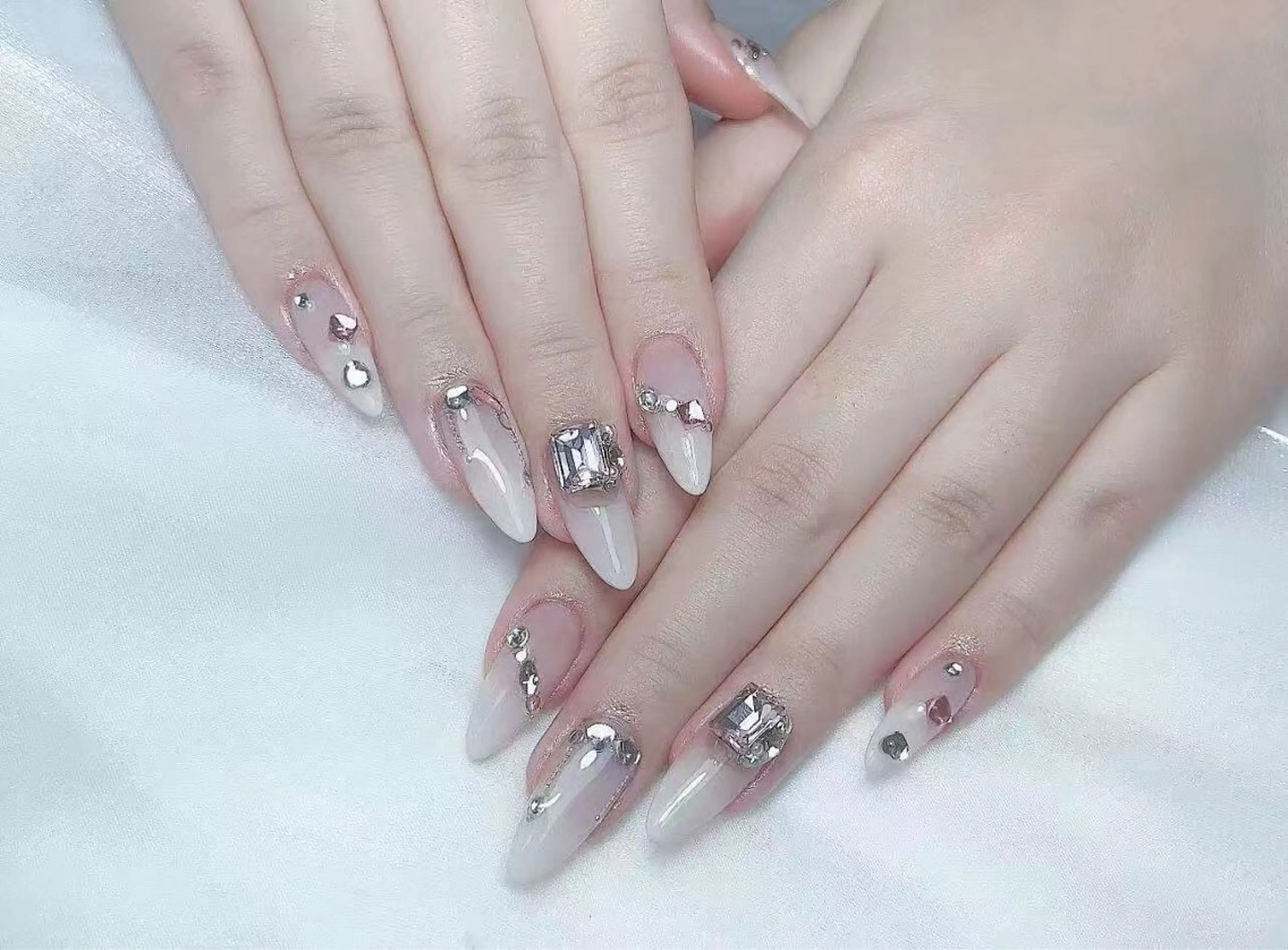 ネイル 🎀Ｍ nails✨ ビューティーのネイルデザイン